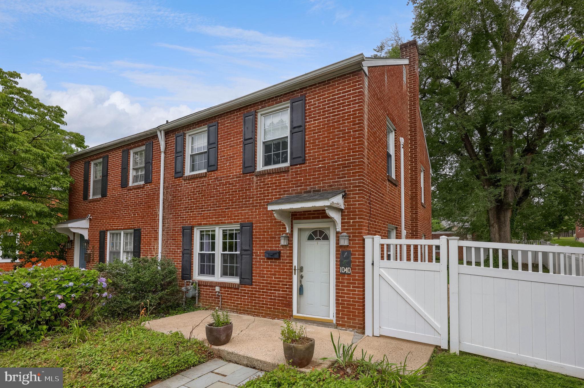 LANCASTER - Residential
