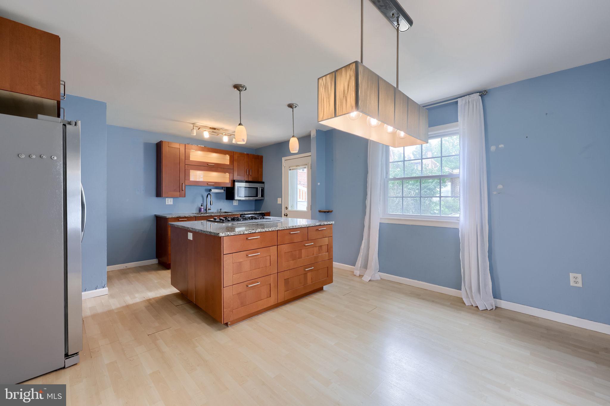 LANCASTER - Residential