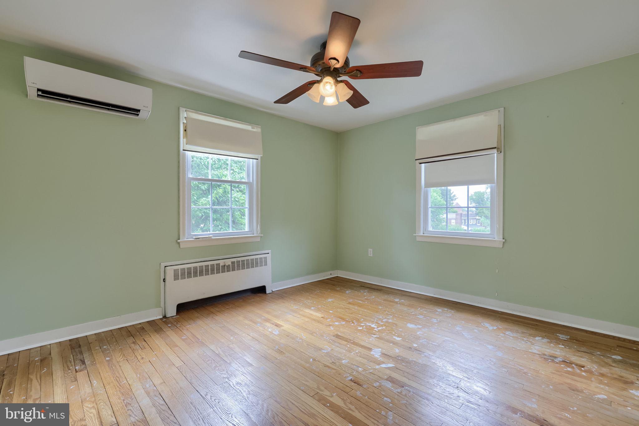LANCASTER - Residential