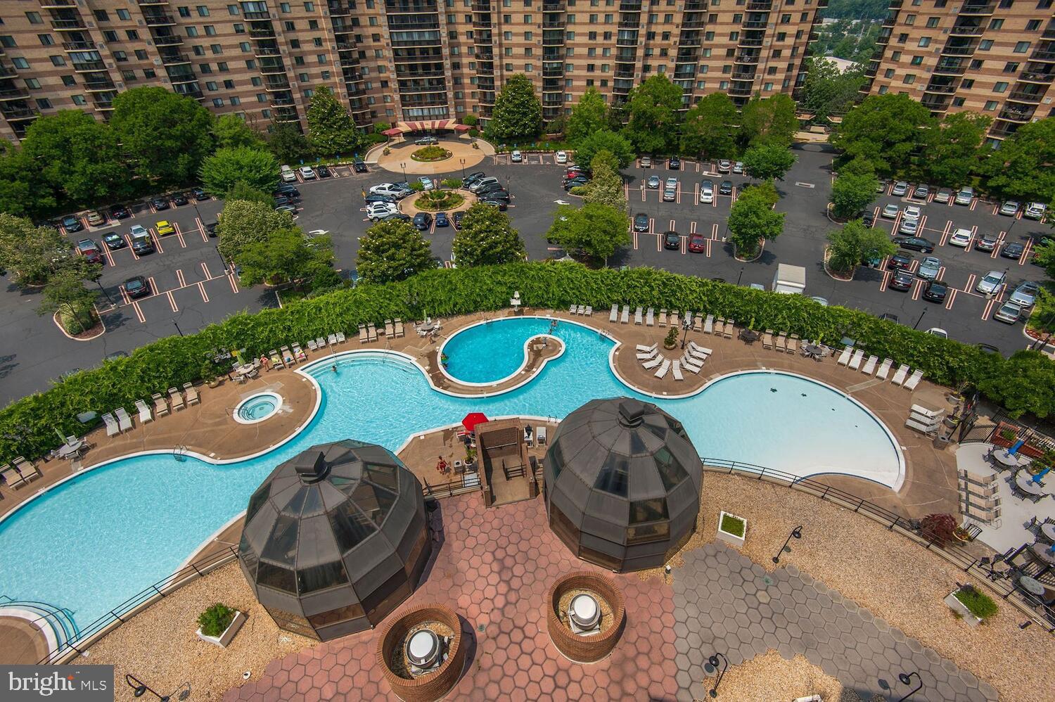 ROTONDA - Residential Lease