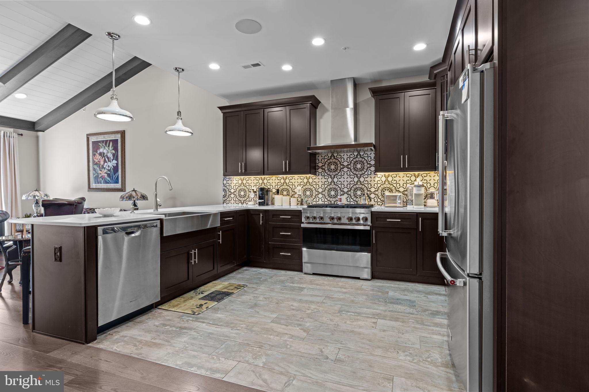 REGENCY AT YARDLEY - Residential