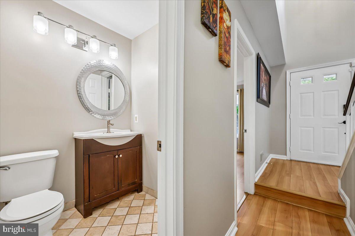 VILL AT MANCHESTER FARMS - Residential