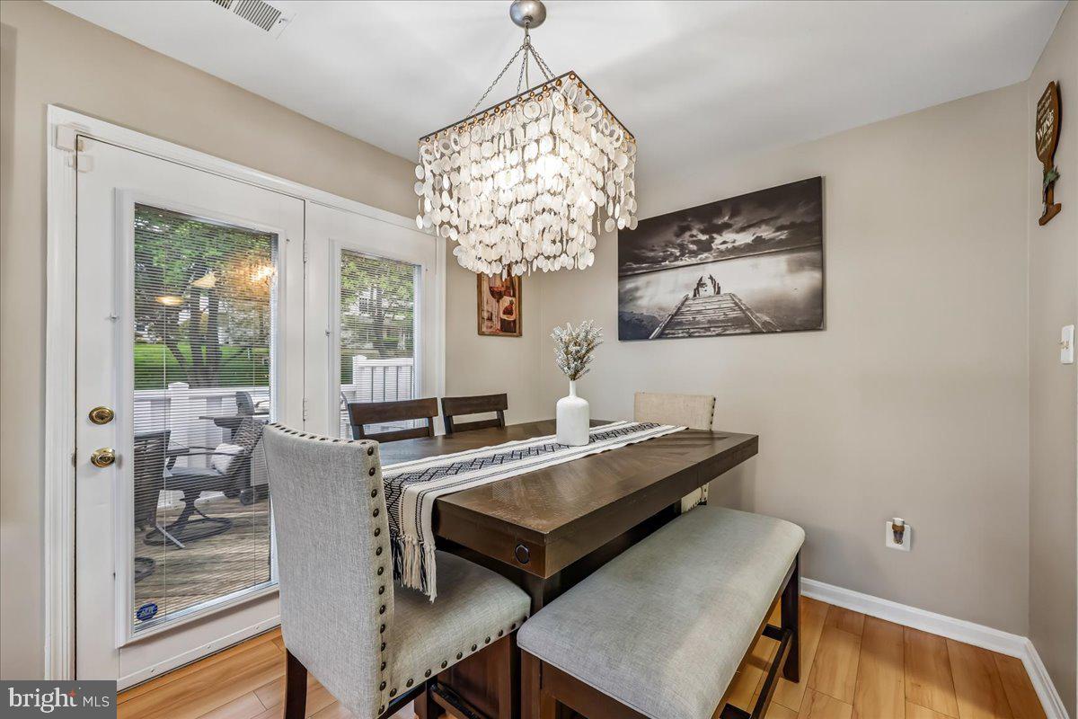 VILL AT MANCHESTER FARMS - Residential