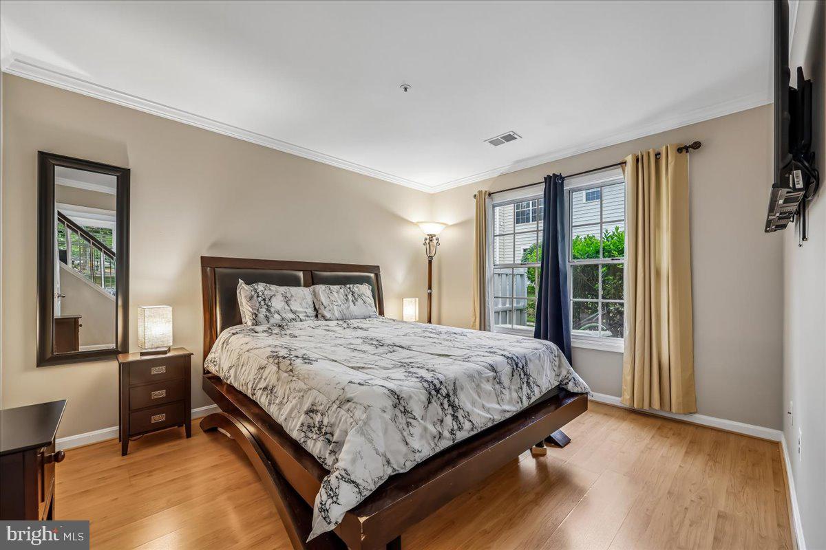 VILL AT MANCHESTER FARMS - Residential