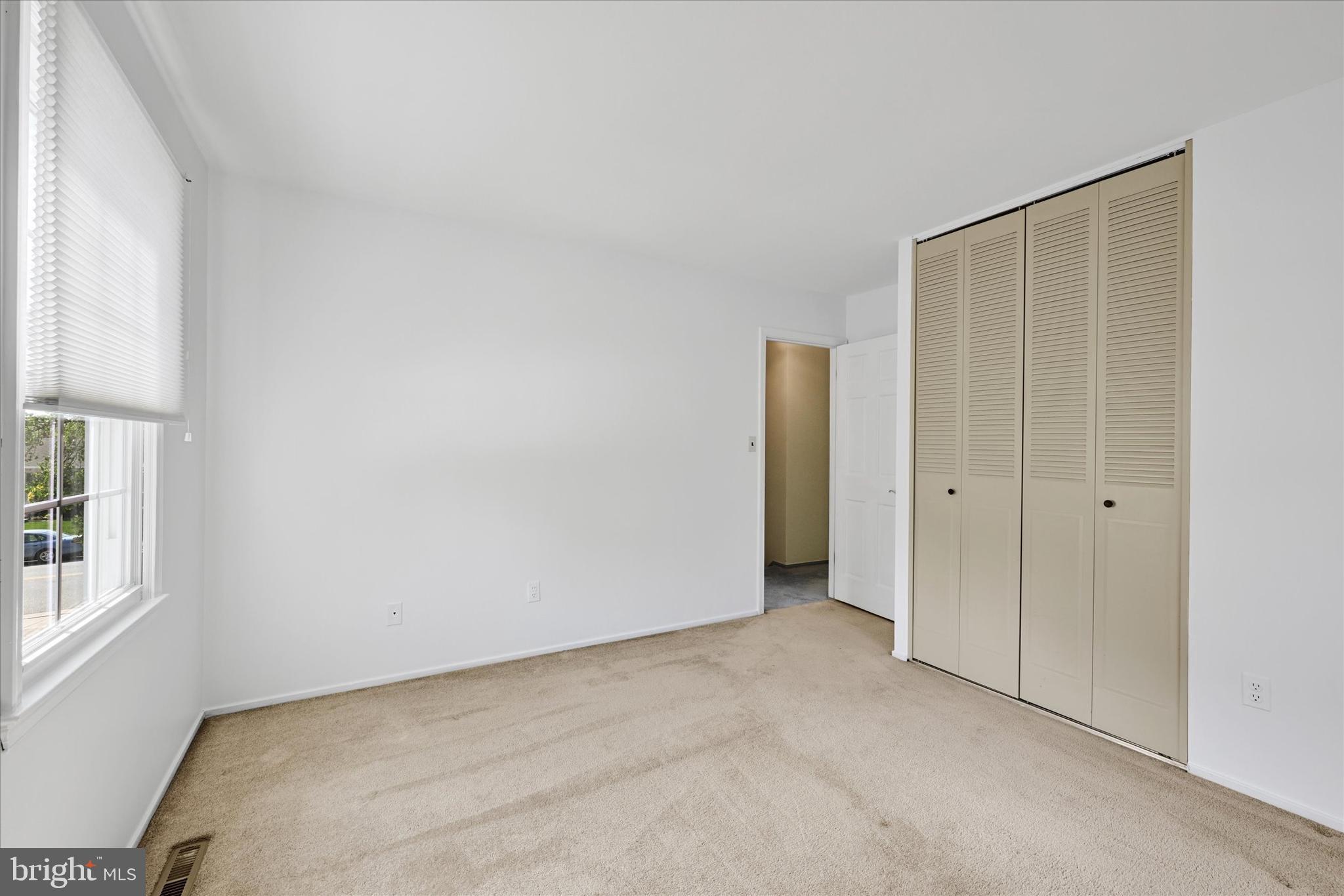 NORTH GATE HALL - Residential