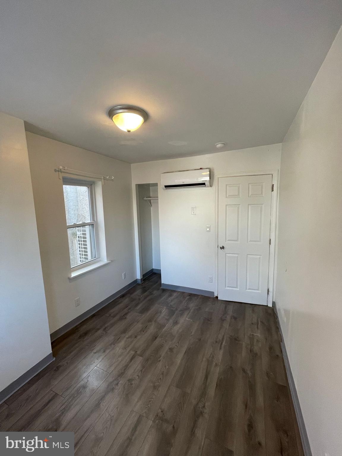 MILL CREEK - Residential