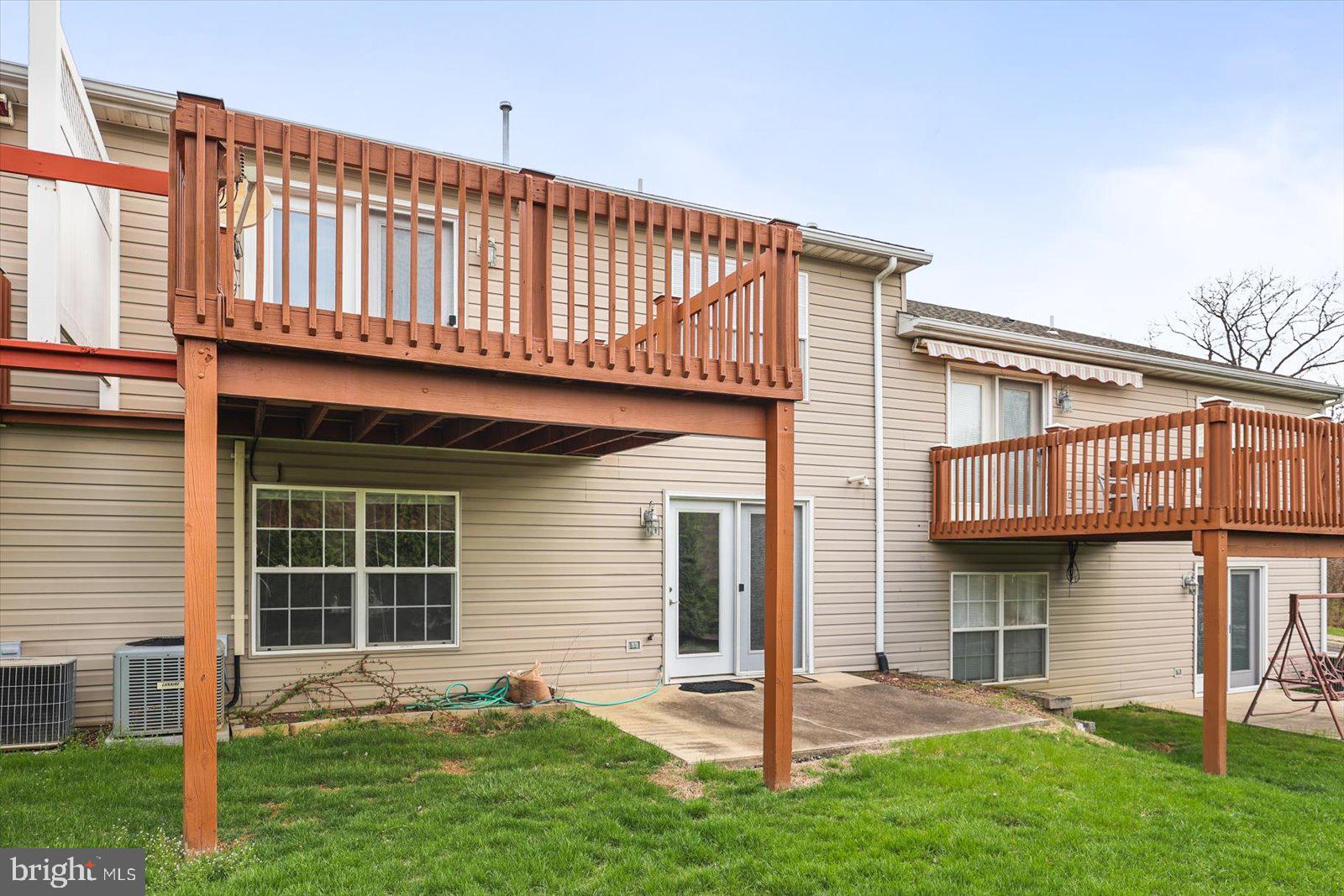 EQUINE MEADOWS - Residential
