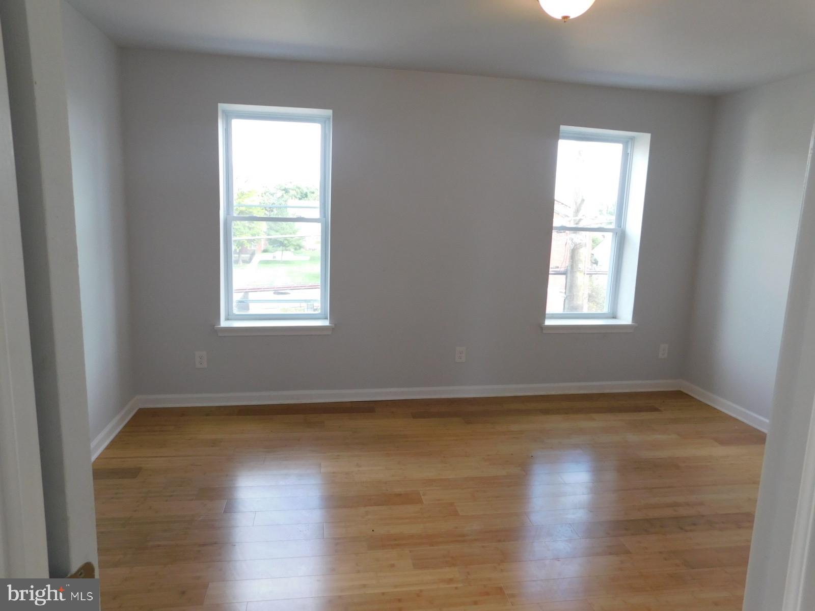 SHARSWOOD - Residential