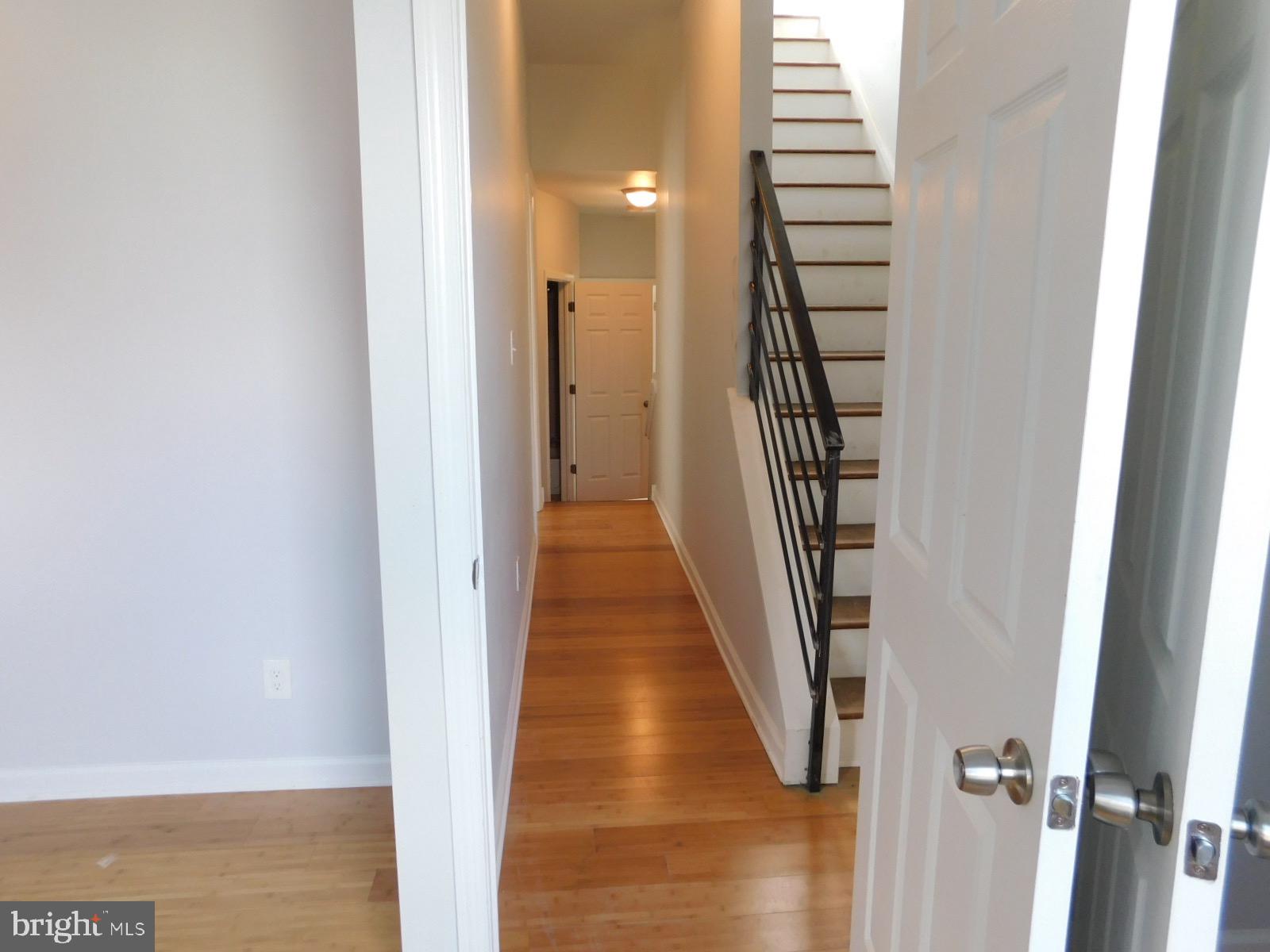 SHARSWOOD - Residential