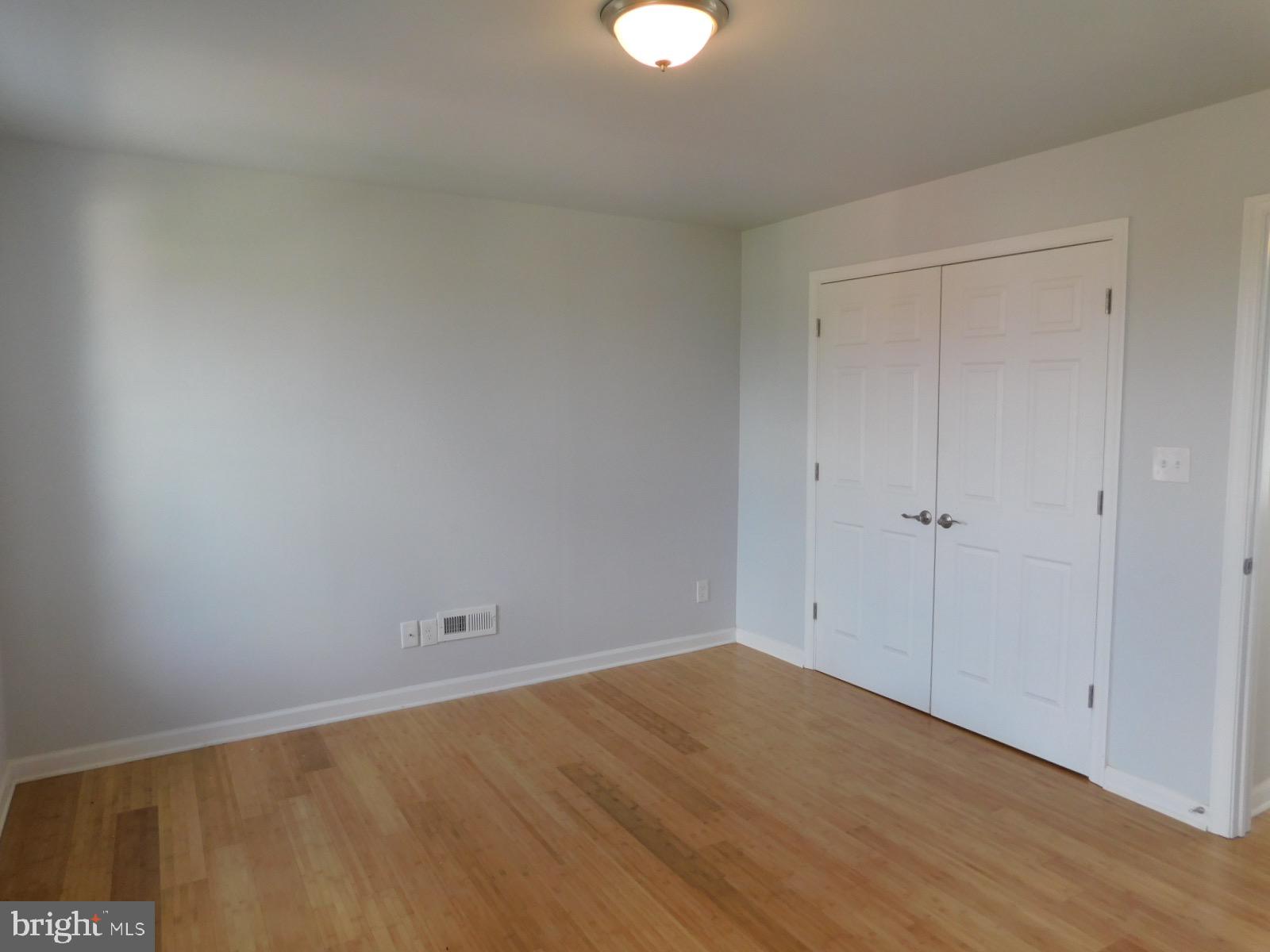 SHARSWOOD - Residential