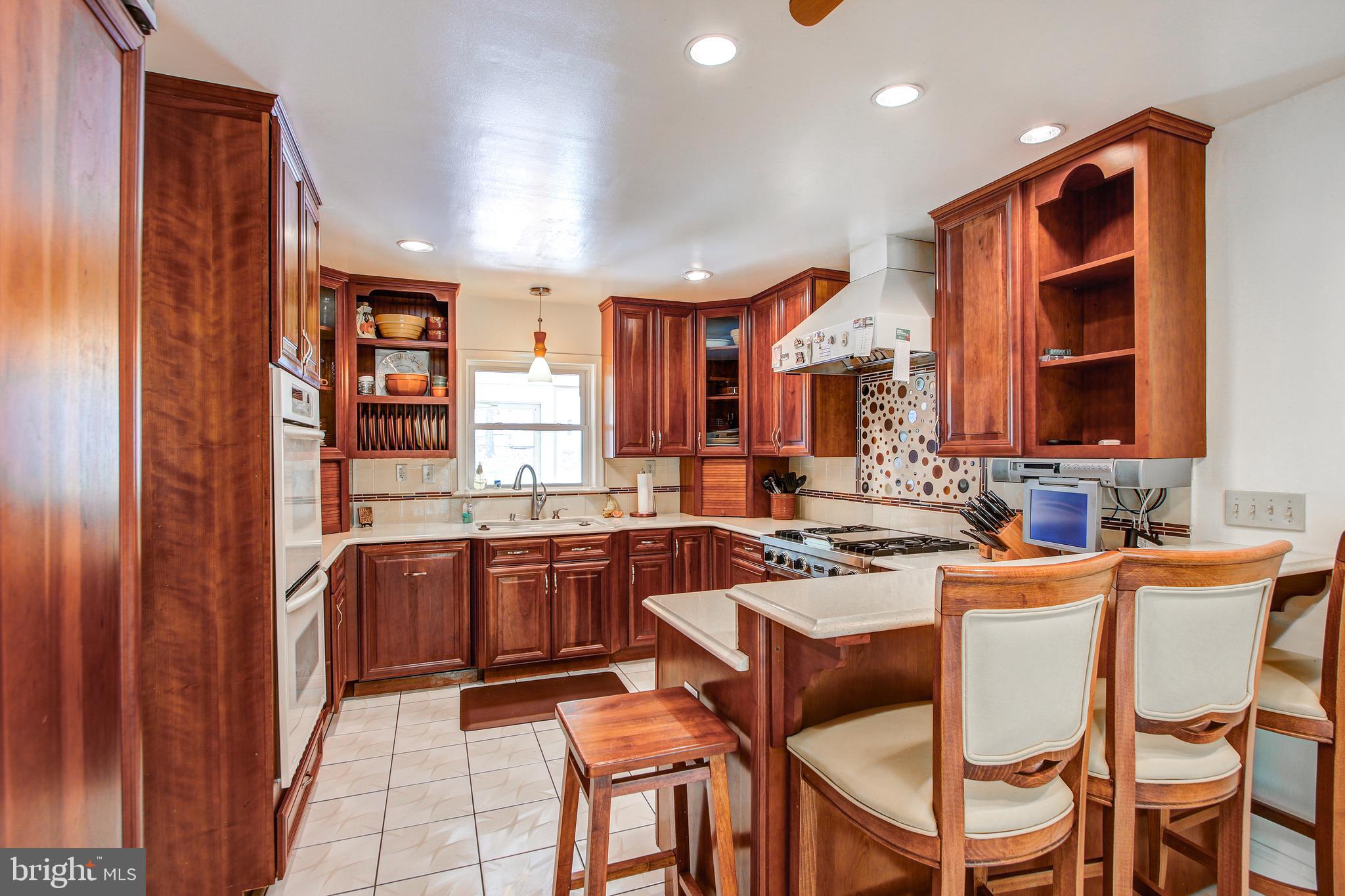 POINTER RIDGE - Residential