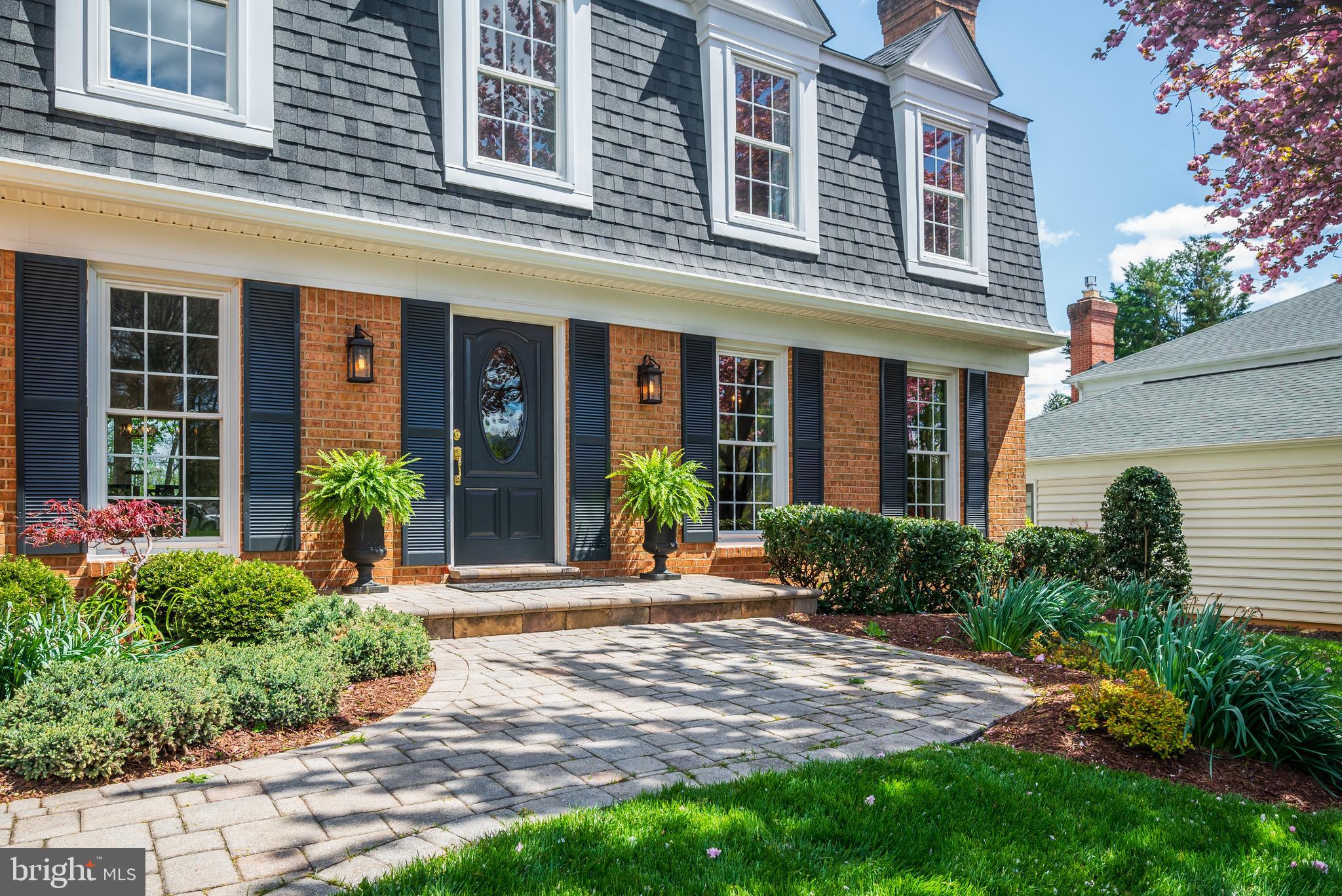 POTOMAC CHASE - Residential