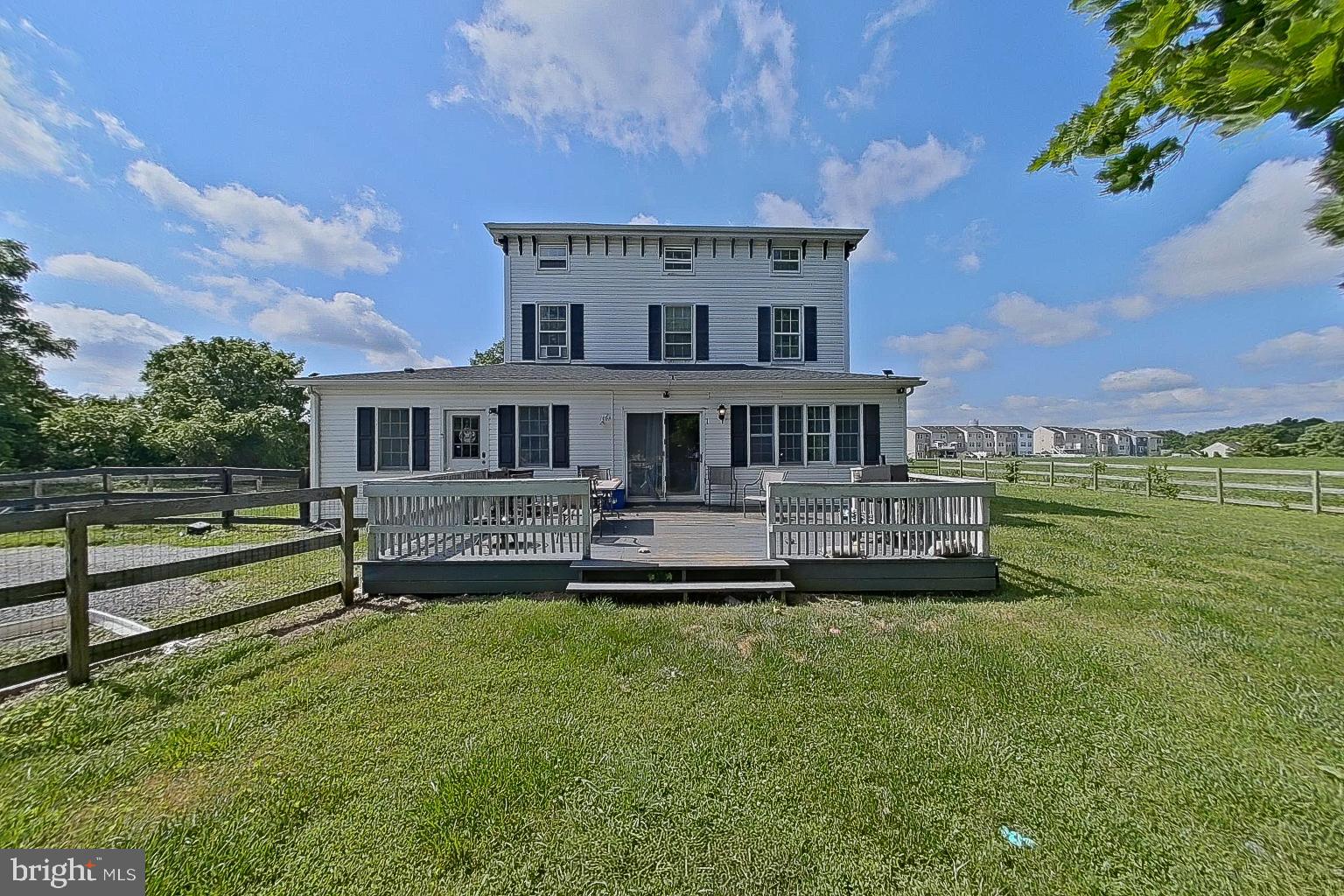 MAPLE HEIGHTS - Residential