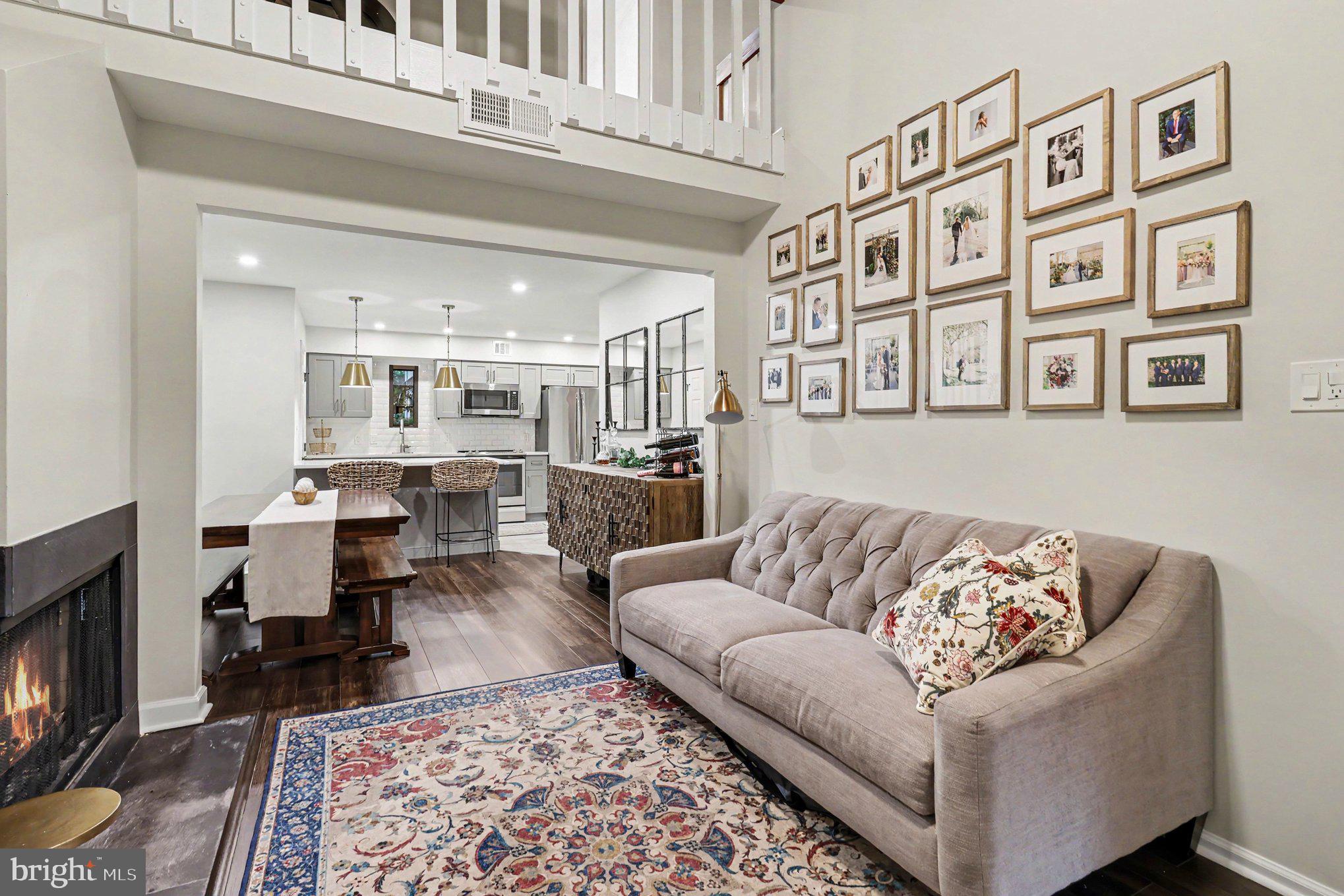 PINE CREST - Residential