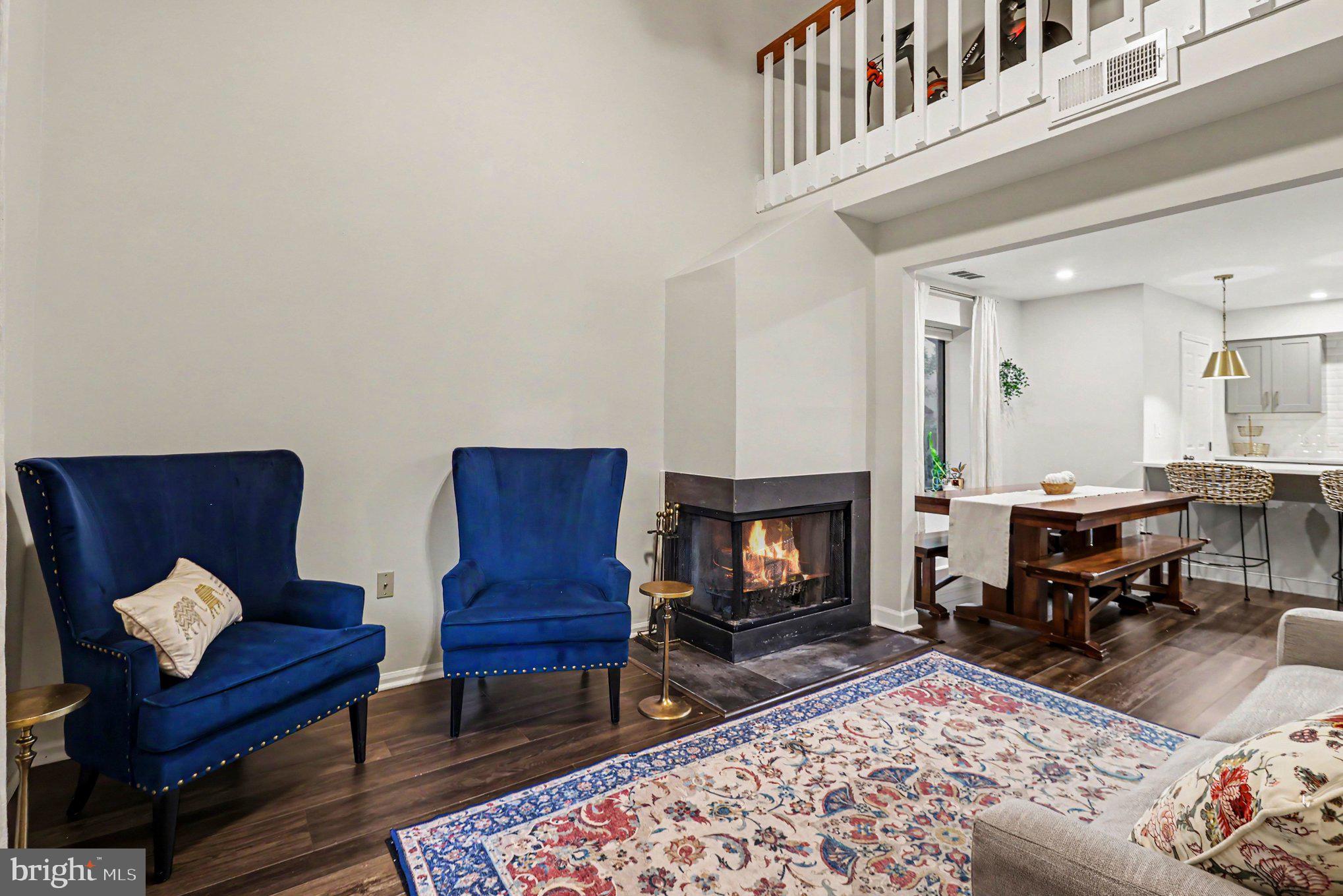 PINE CREST - Residential