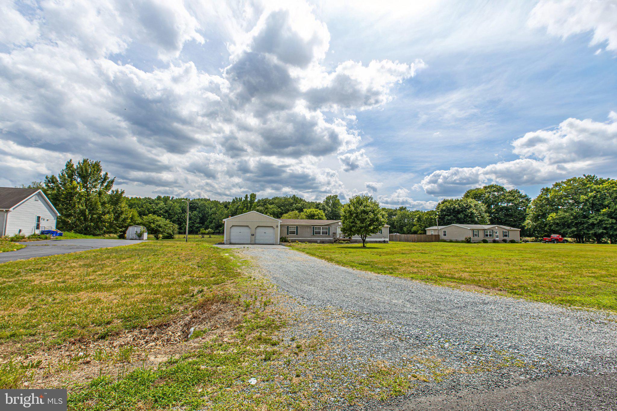 AMBER MEADOWS - Residential