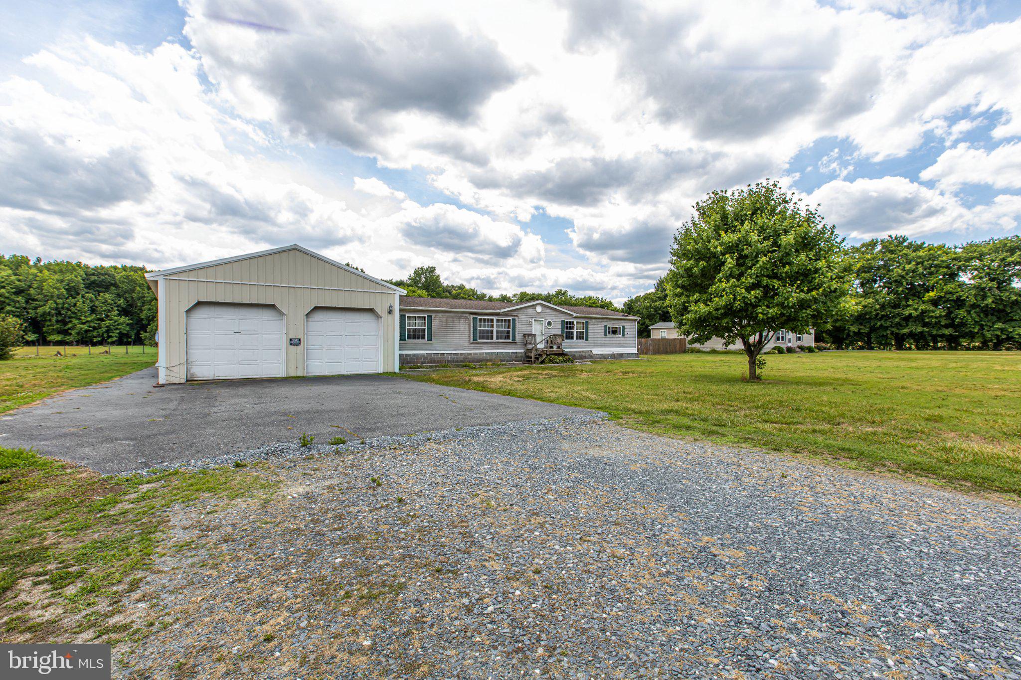 AMBER MEADOWS - Residential