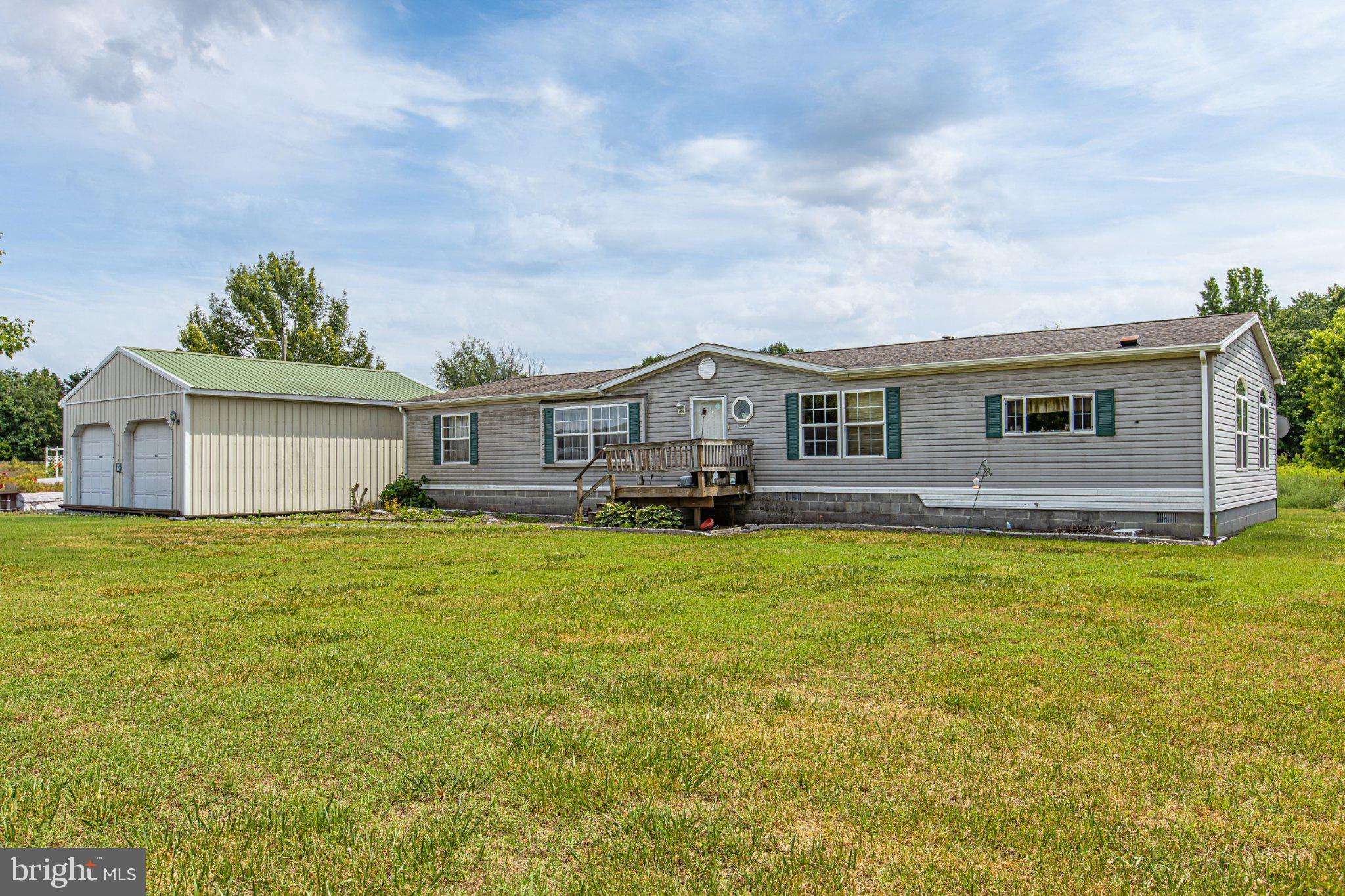 AMBER MEADOWS - Residential