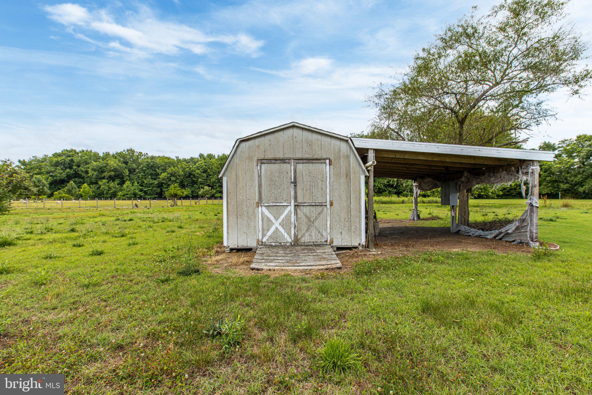 AMBER MEADOWS - Residential