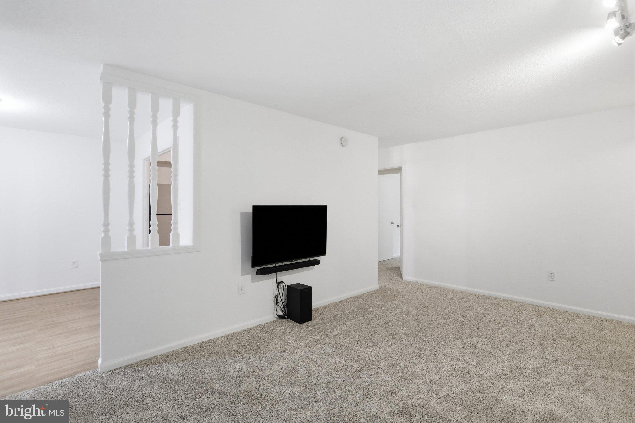 WOODCREST - Residential