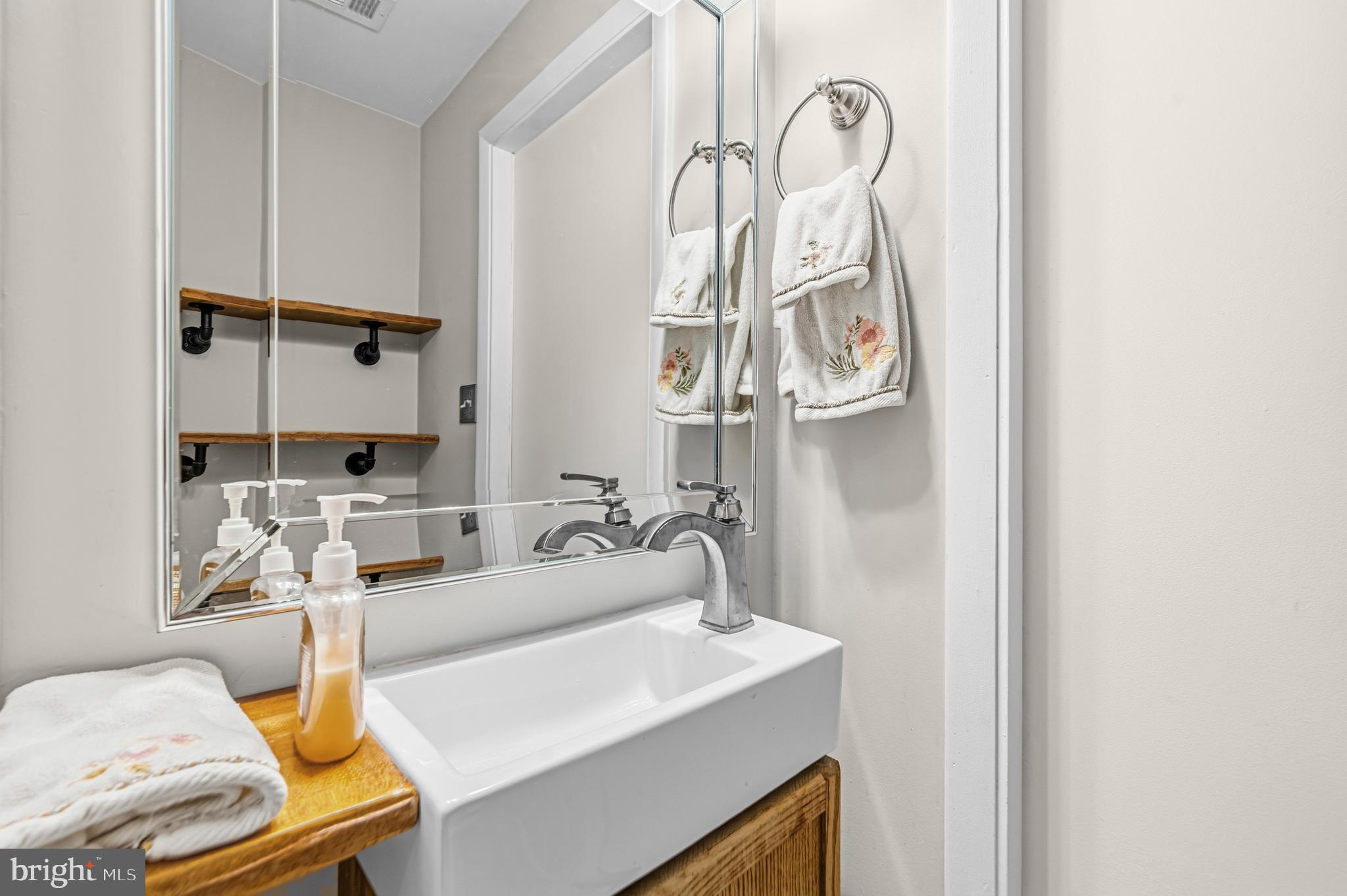 DORSEY HALL - Residential