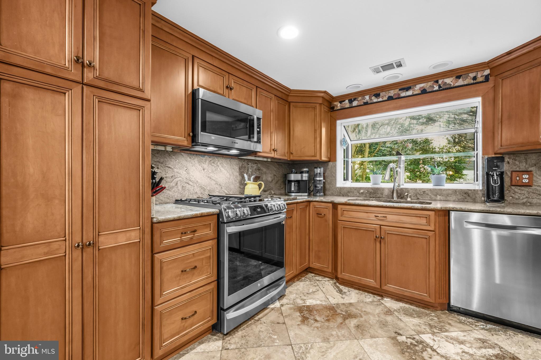 DORSEY HALL - Residential