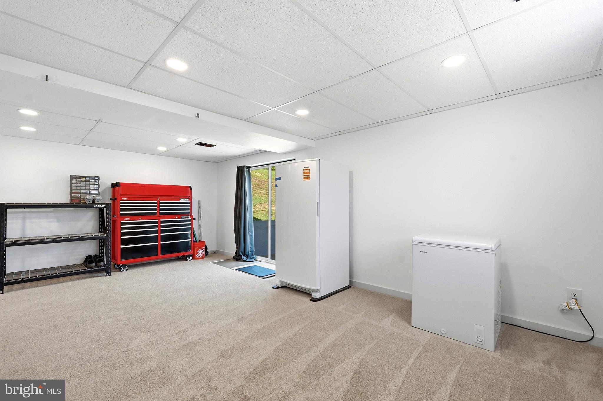 LAUREL RIDGE - Residential