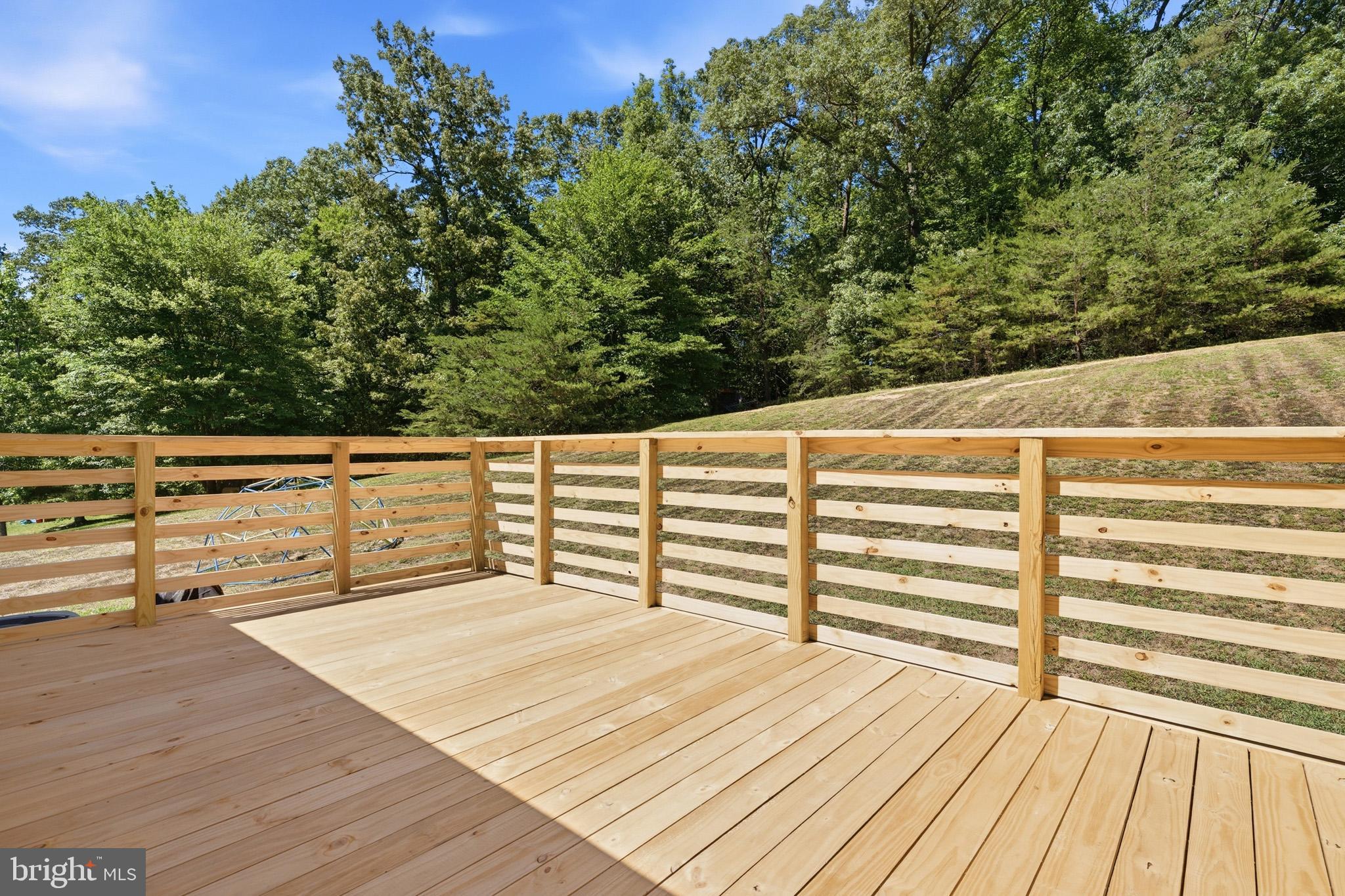 LAUREL RIDGE - Residential