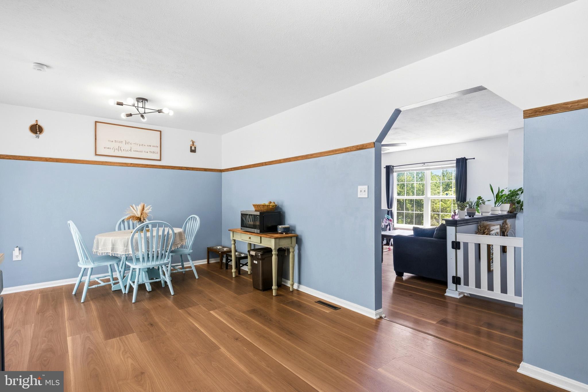 LAUREL RIDGE - Residential