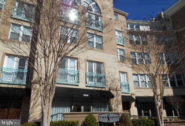 SAVOY AT RESTON TOWN CENTER - Residential Lease