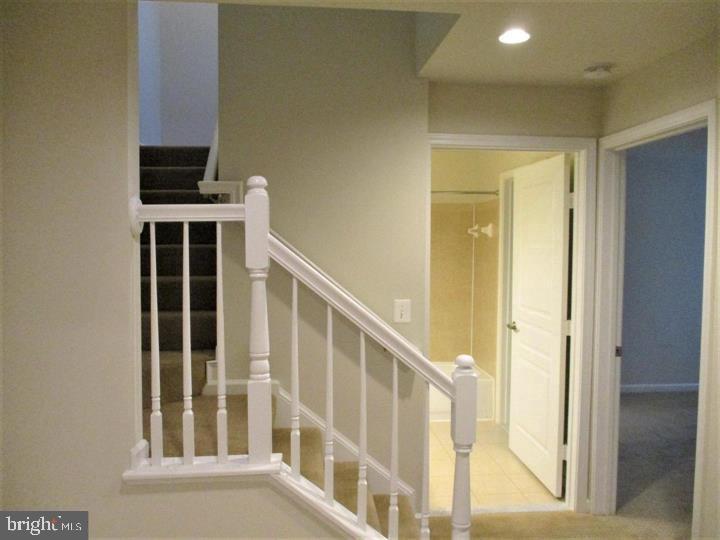 SAVOY AT RESTON TOWN CENTER - Residential Lease