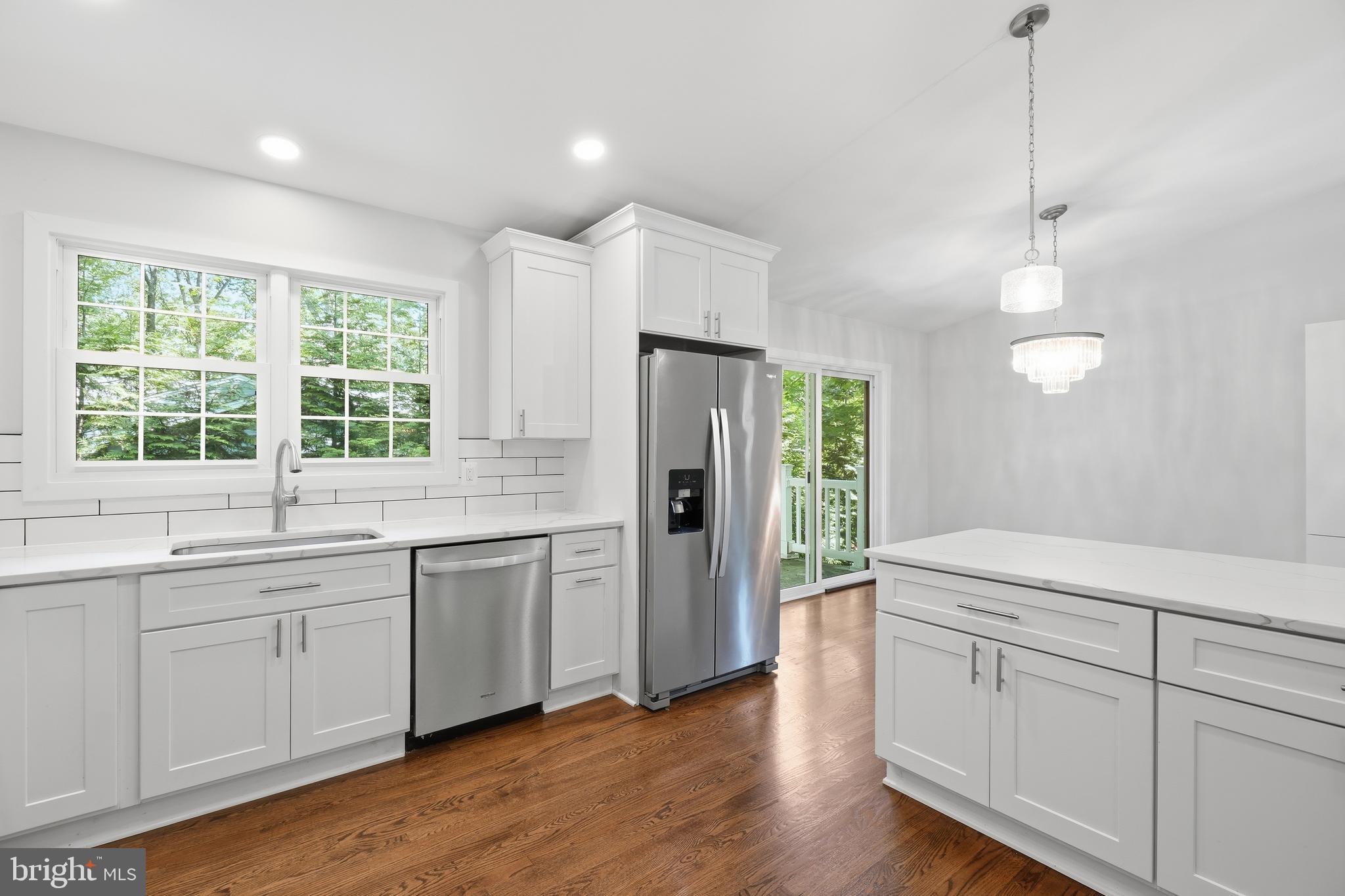 TALL OAKS - Residential