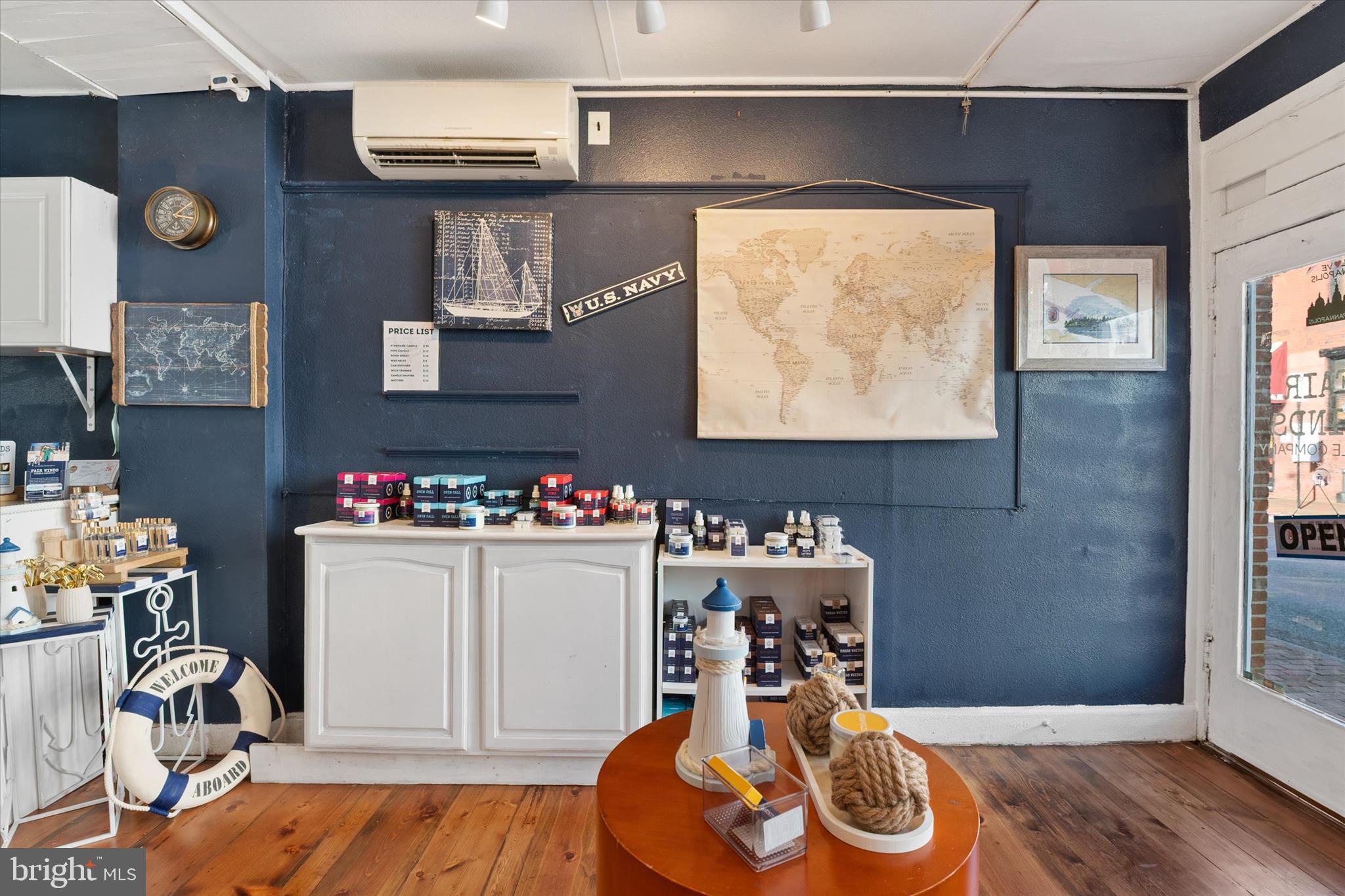 ANNAPOLIS - Commercial Sale