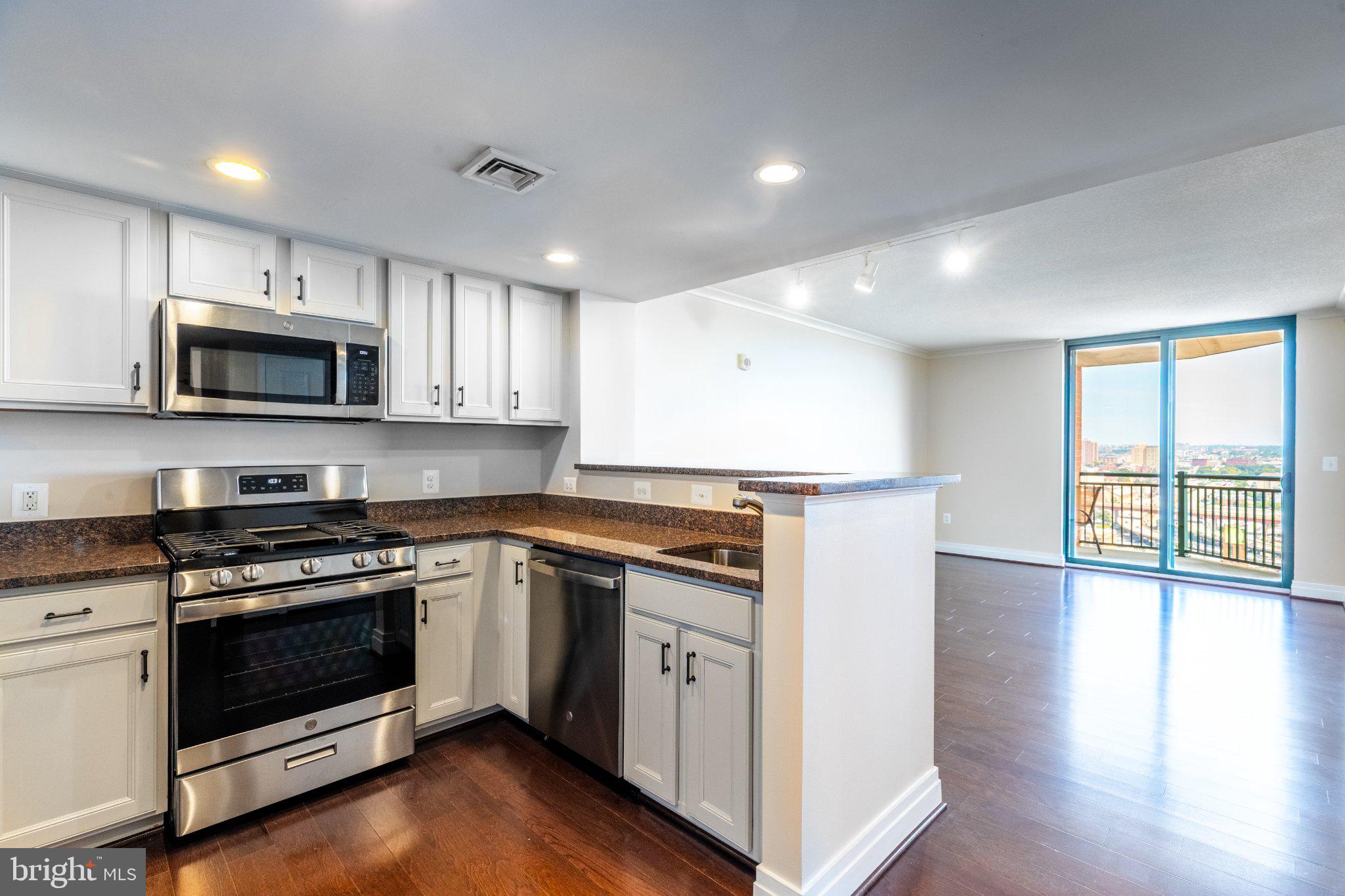 WATER STREET CONDOMINIUMS - Residential