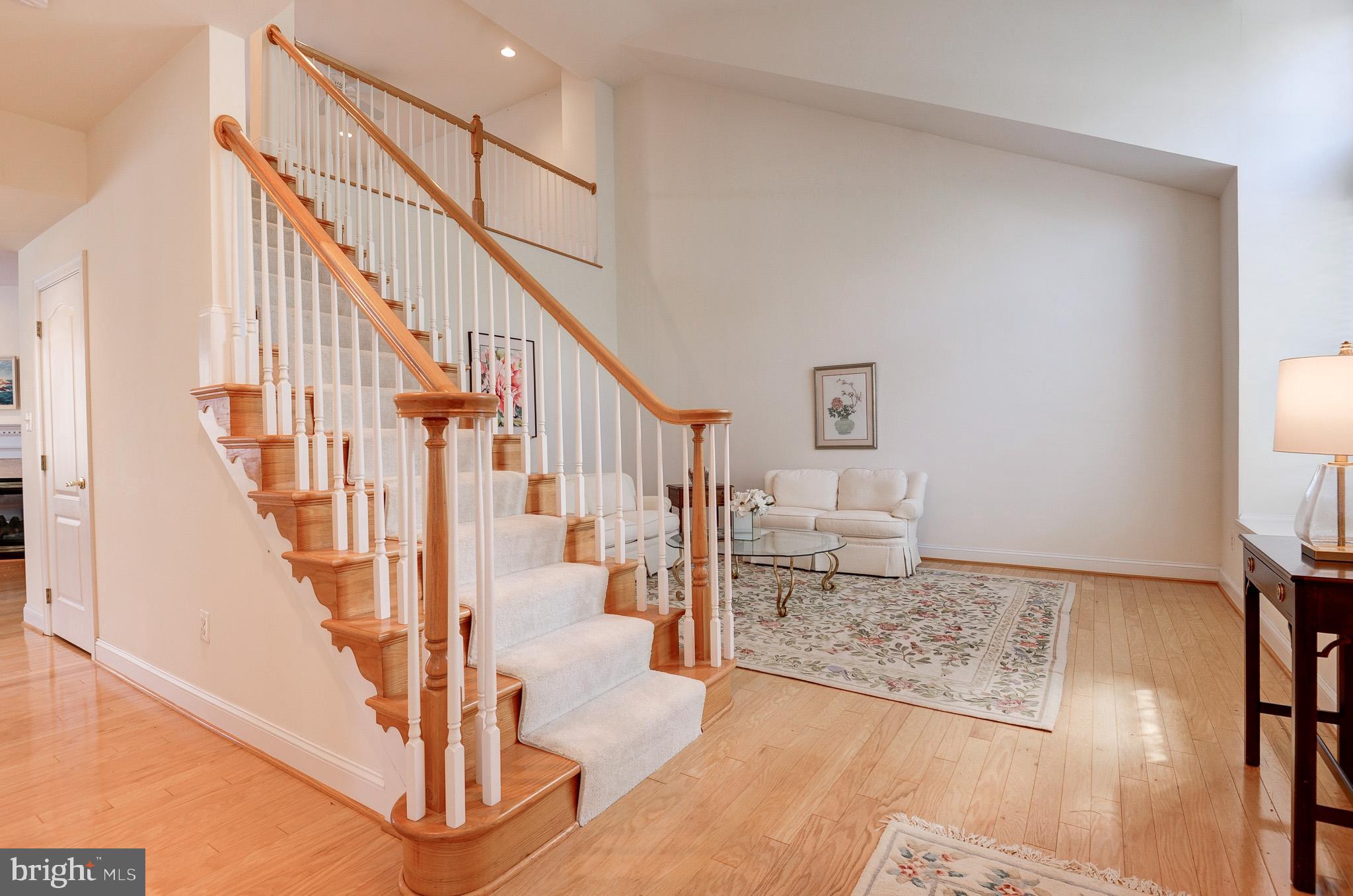 RIVER CREEK - Residential