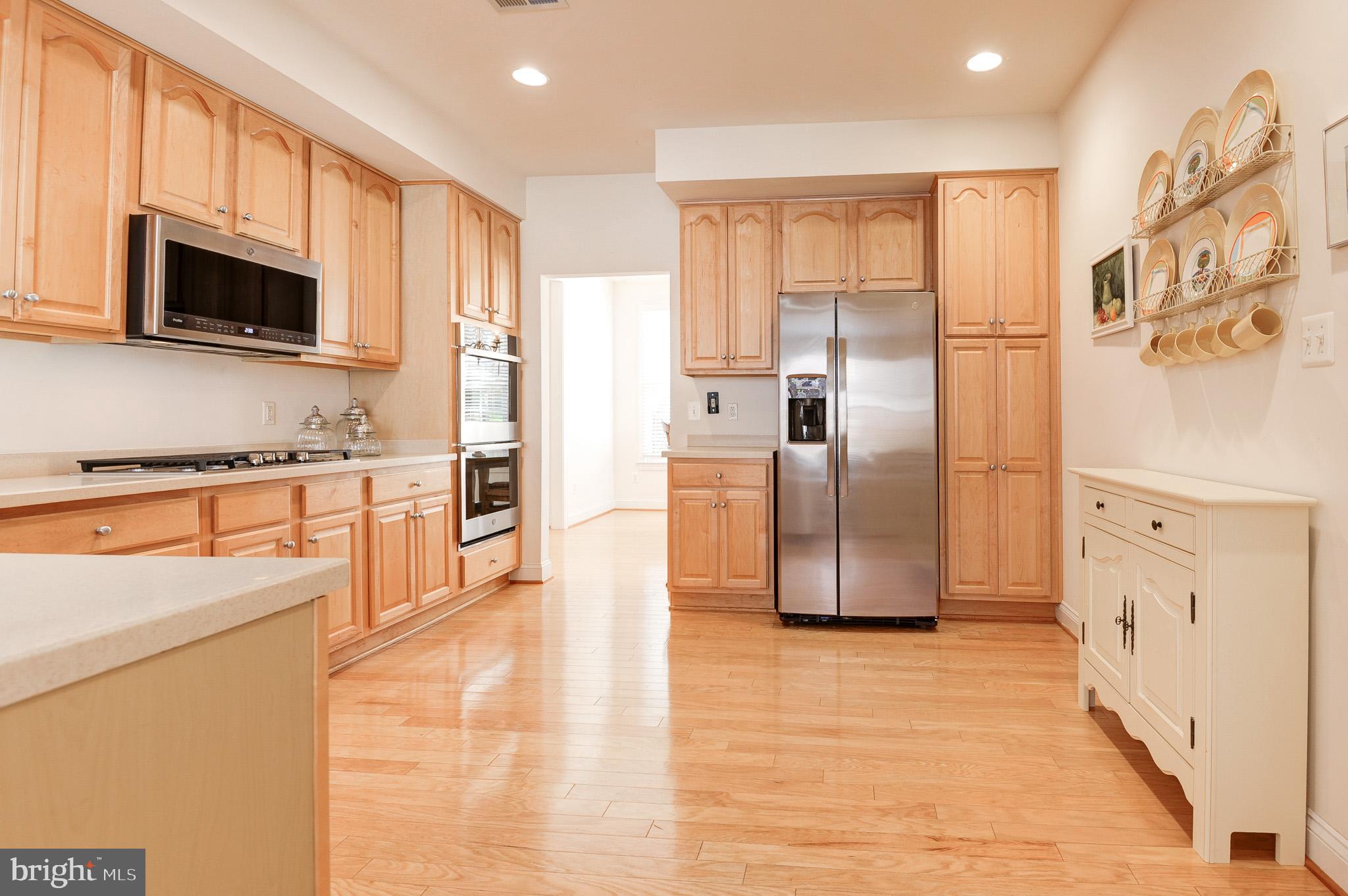 RIVER CREEK - Residential
