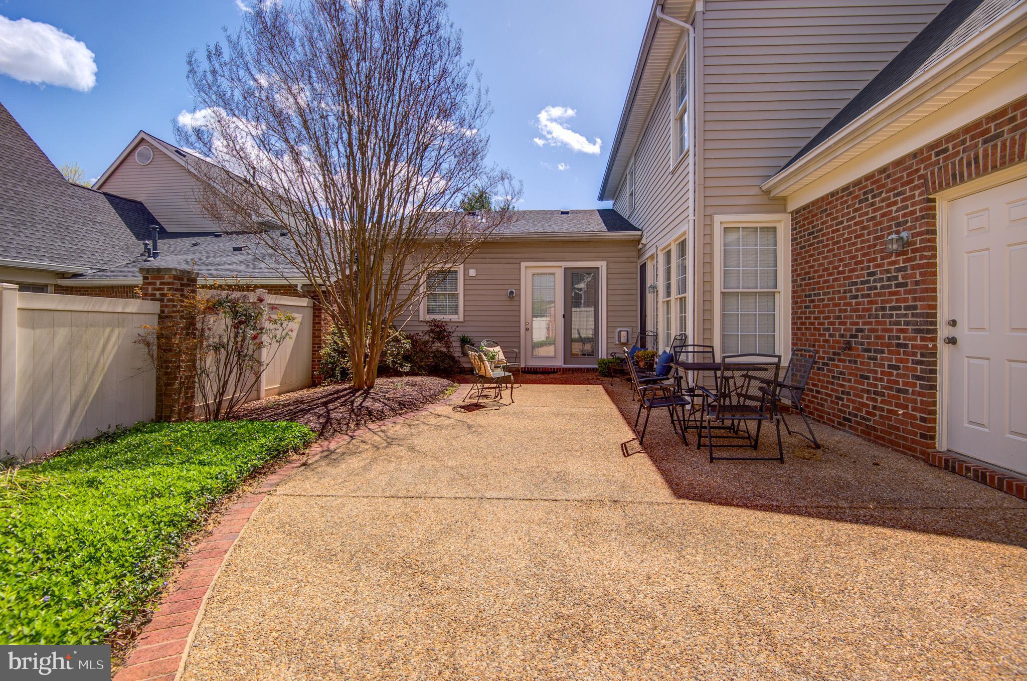 RIVER CREEK - Residential
