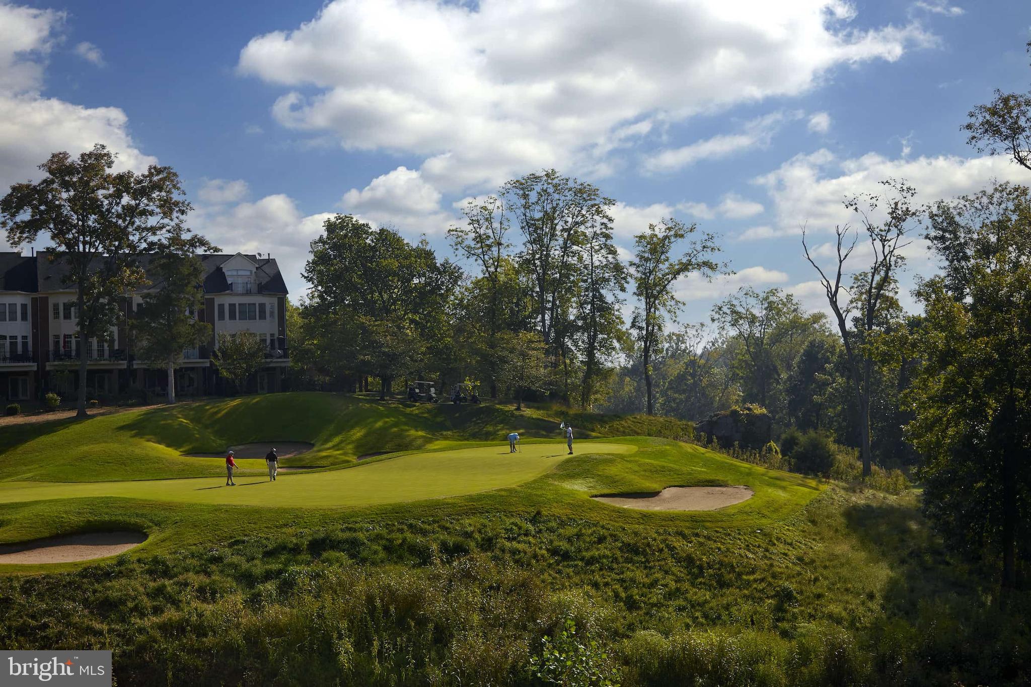 RIVER CREEK - Residential