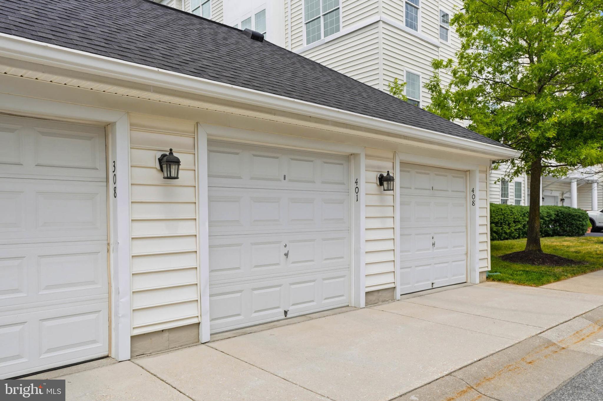 MAPLECREST - Residential