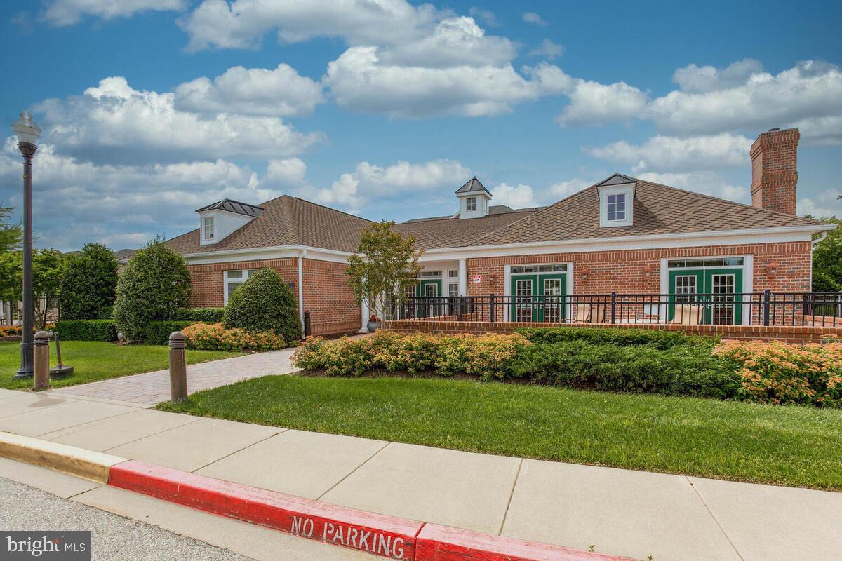 MAPLECREST - Residential