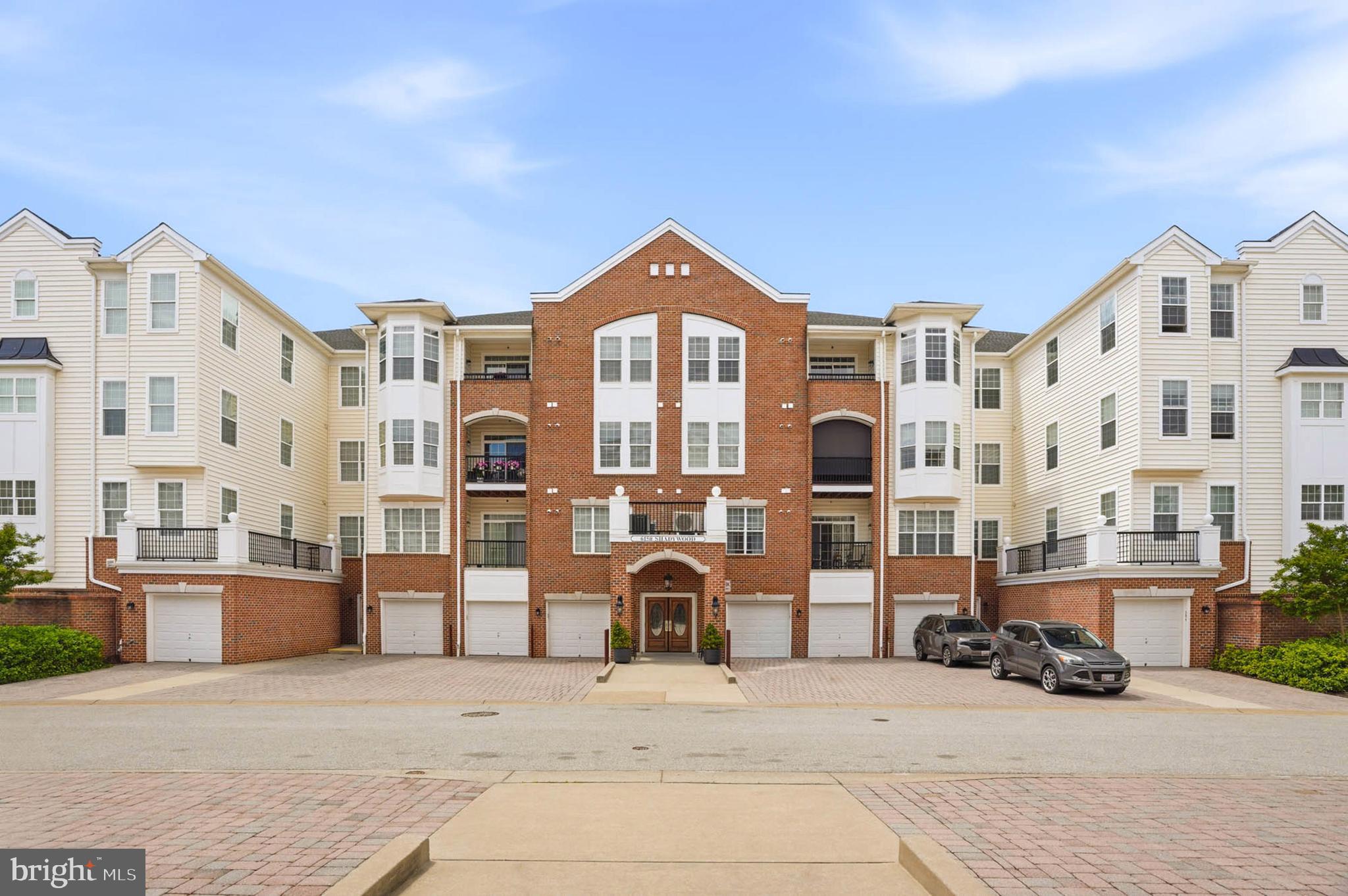 MAPLECREST - Residential