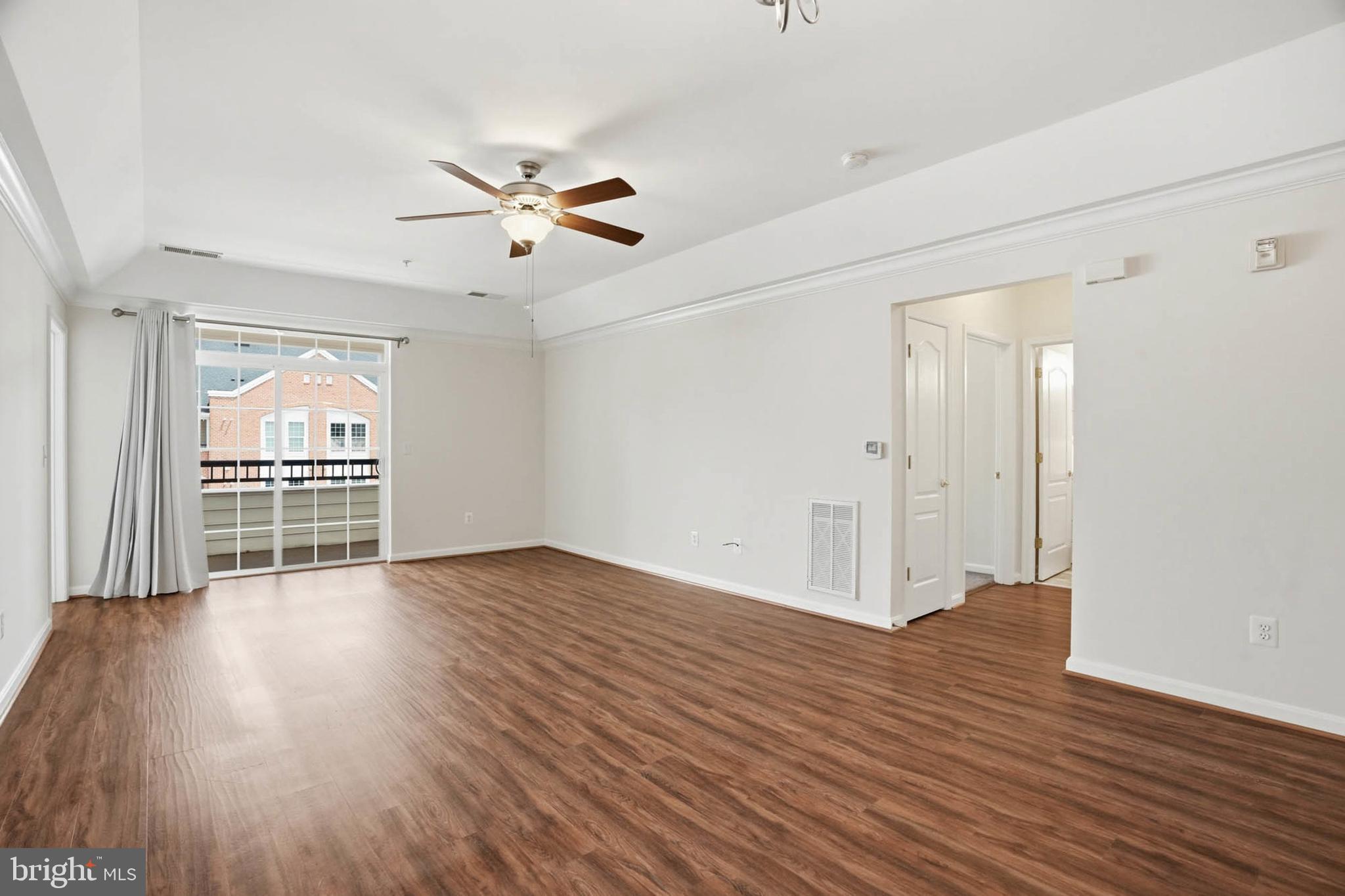 MAPLECREST - Residential