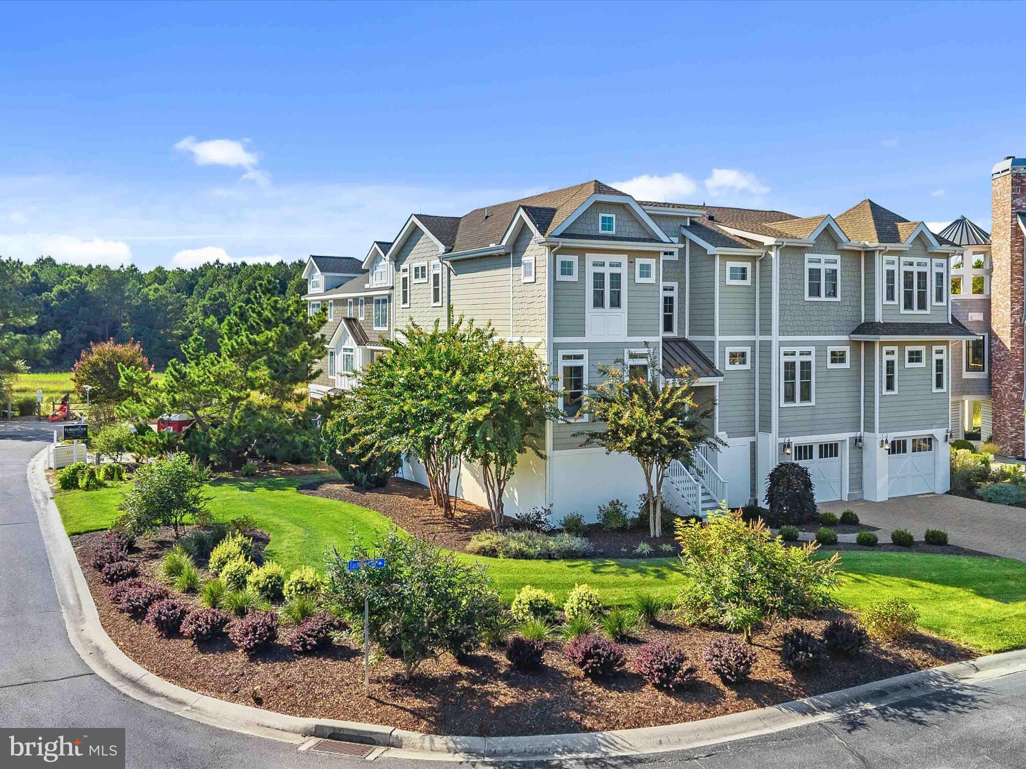 OCEAN RIDGE WEST - Residential