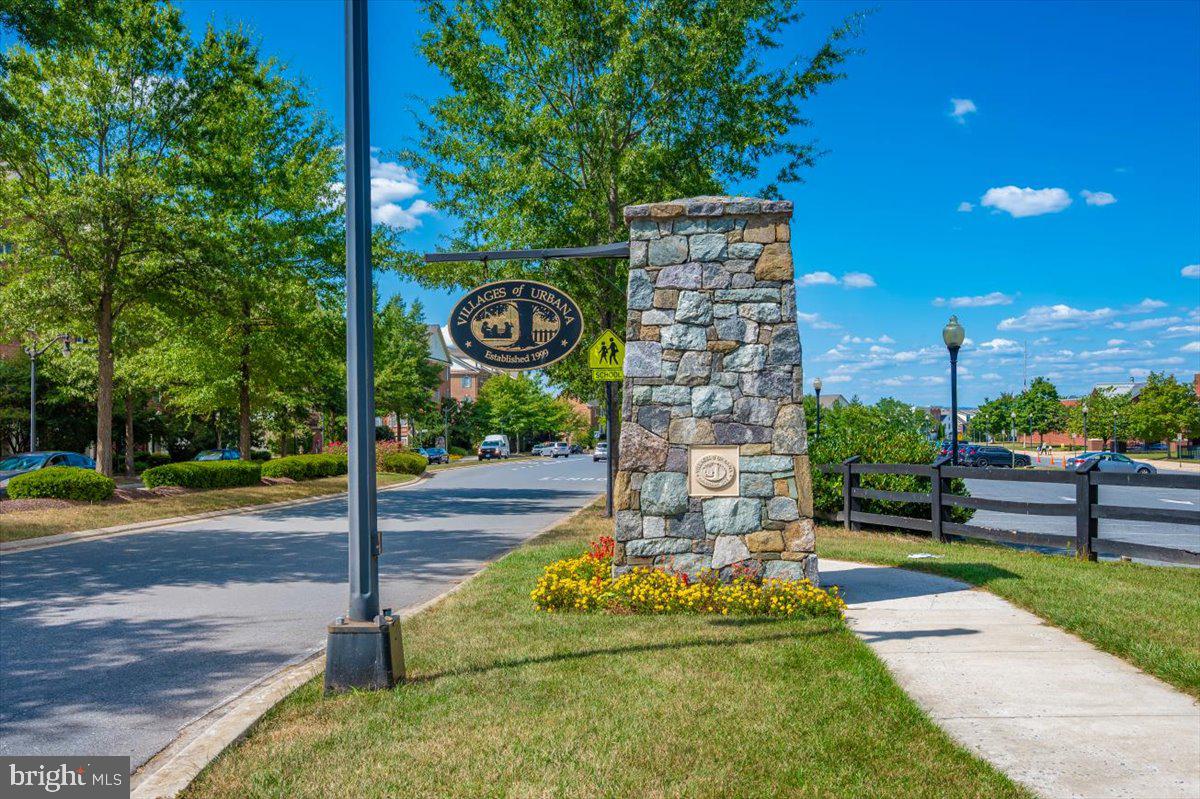 VILLAGES OF URBANA - Residential