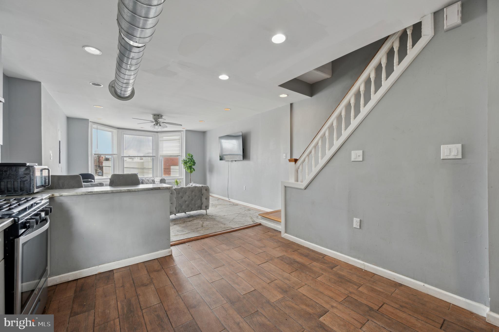 STRAWBERRY MANSION - Residential Income