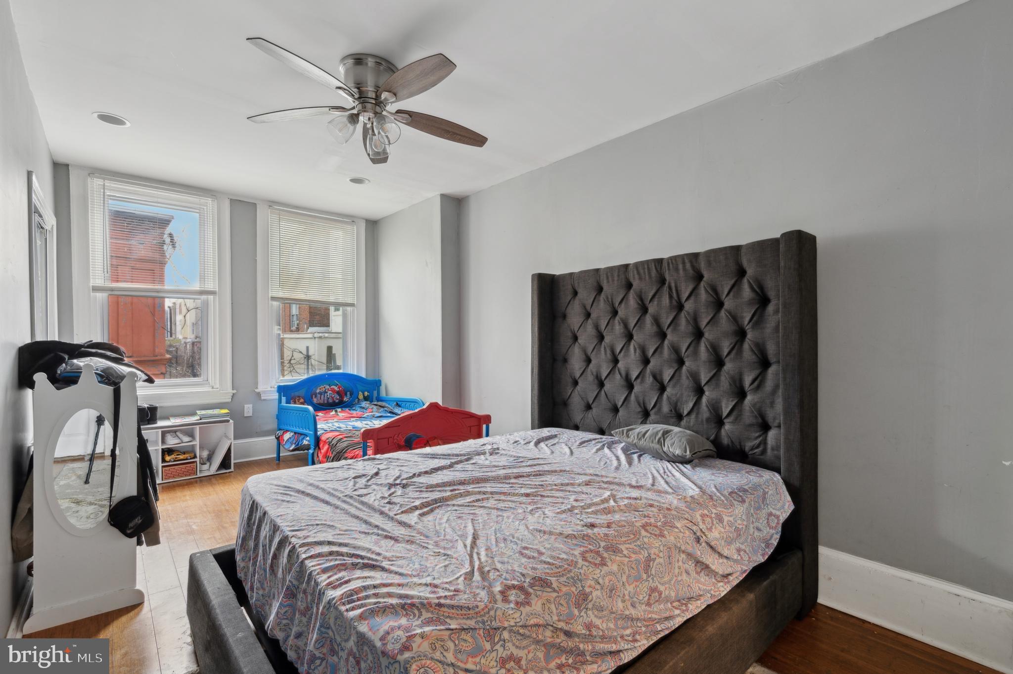 STRAWBERRY MANSION - Residential Income