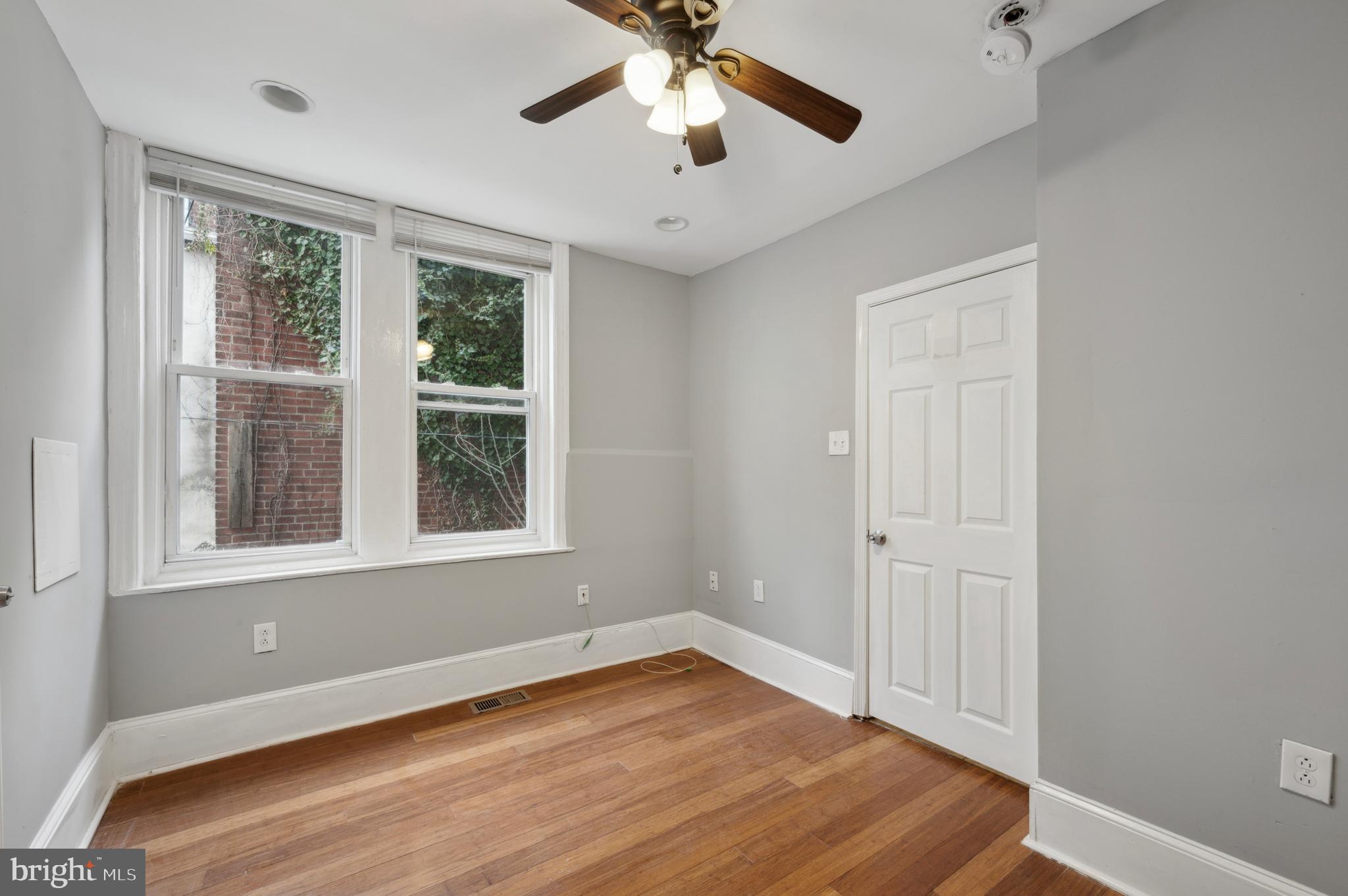 STRAWBERRY MANSION - Residential Income