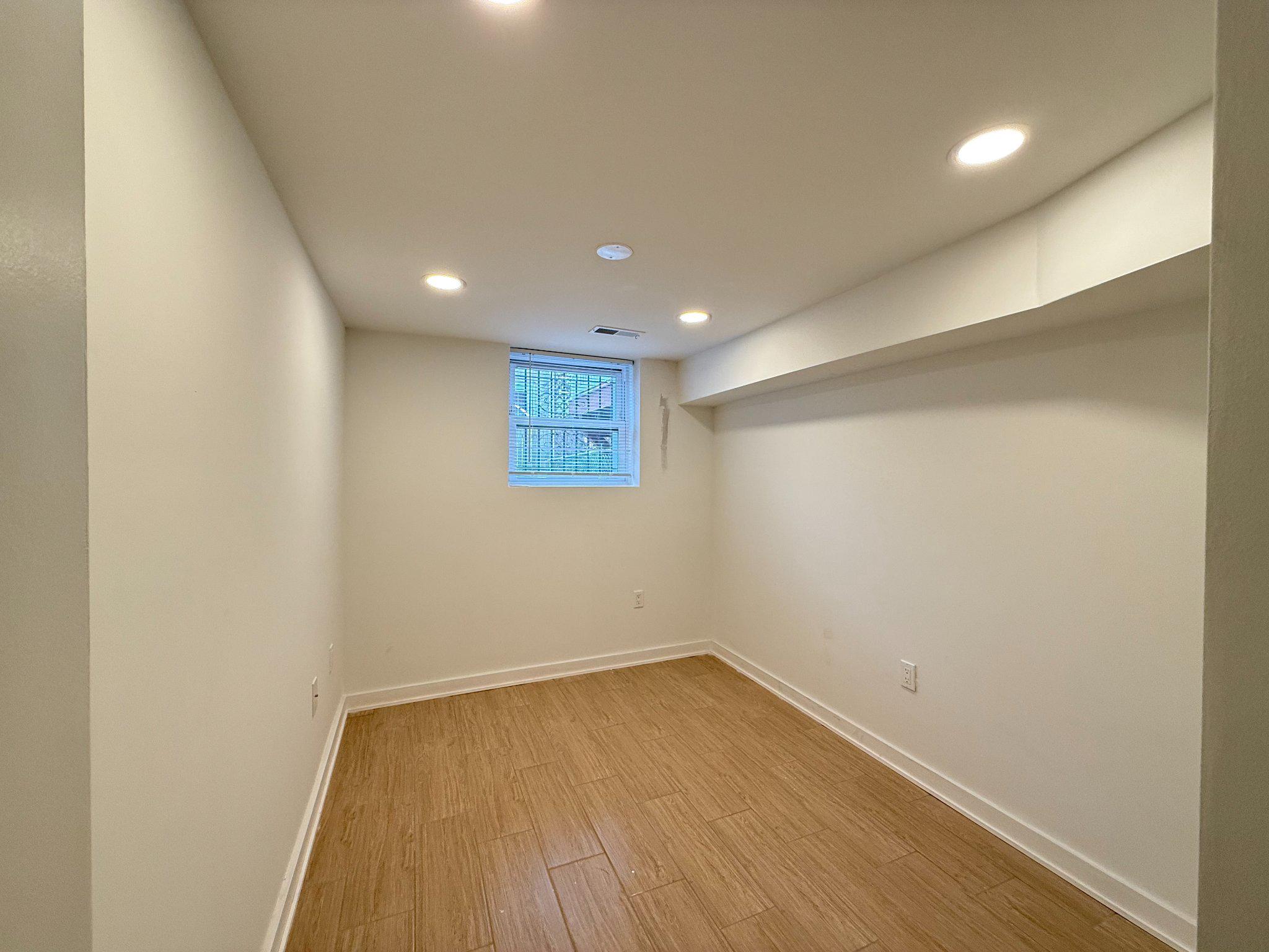 PORT RICHMOND - Residential