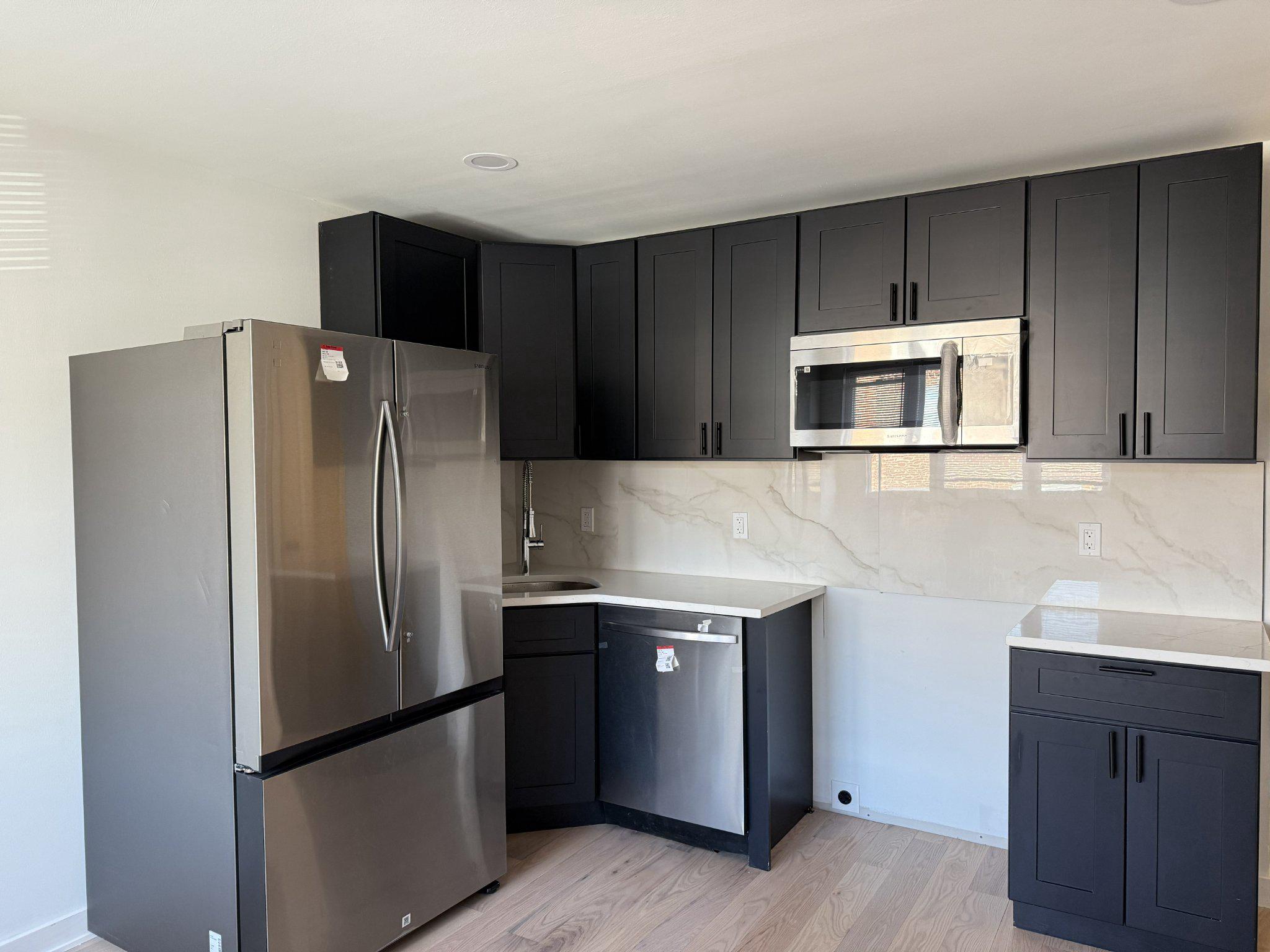 PORT RICHMOND - Residential