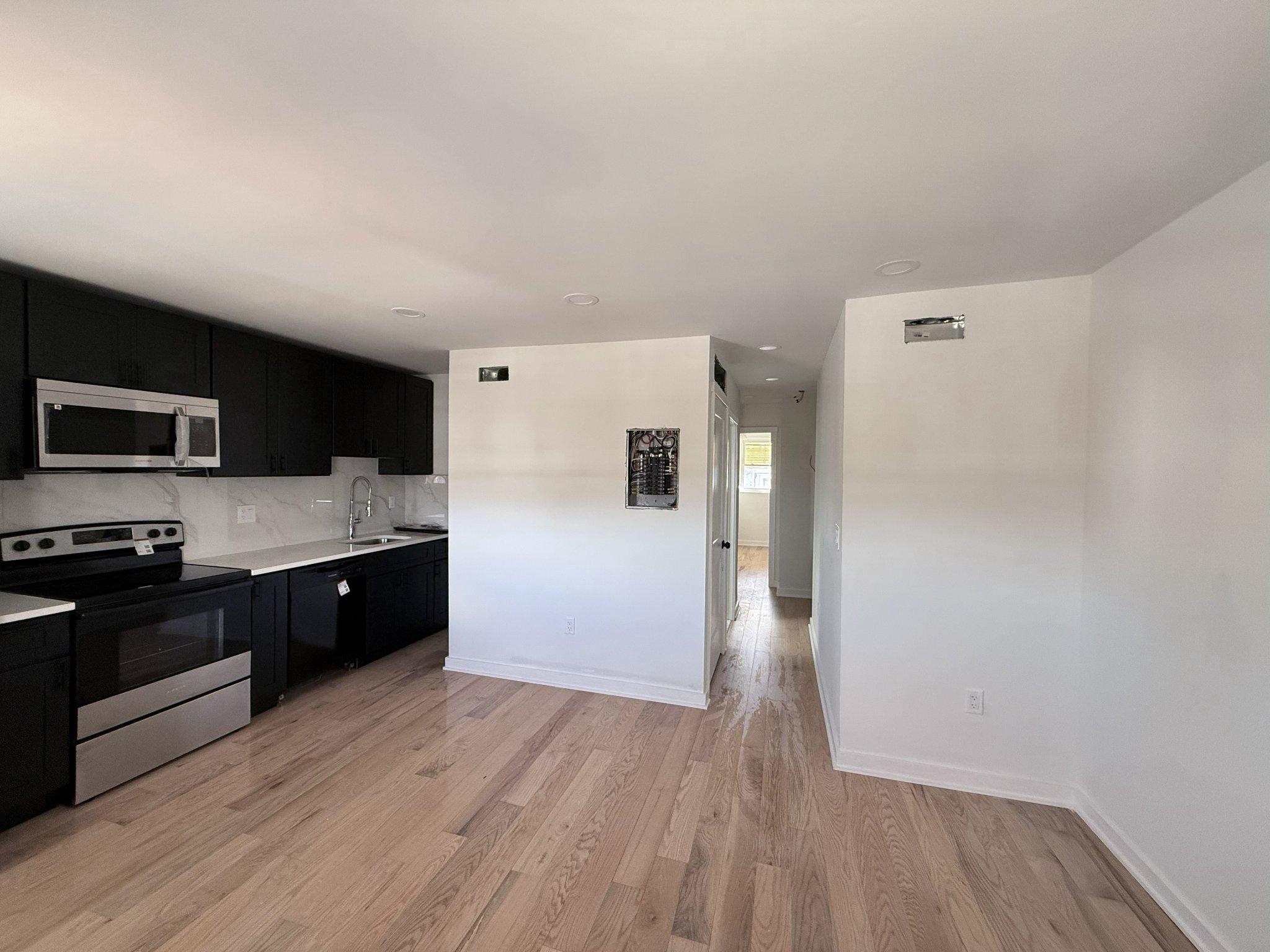 PORT RICHMOND - Residential
